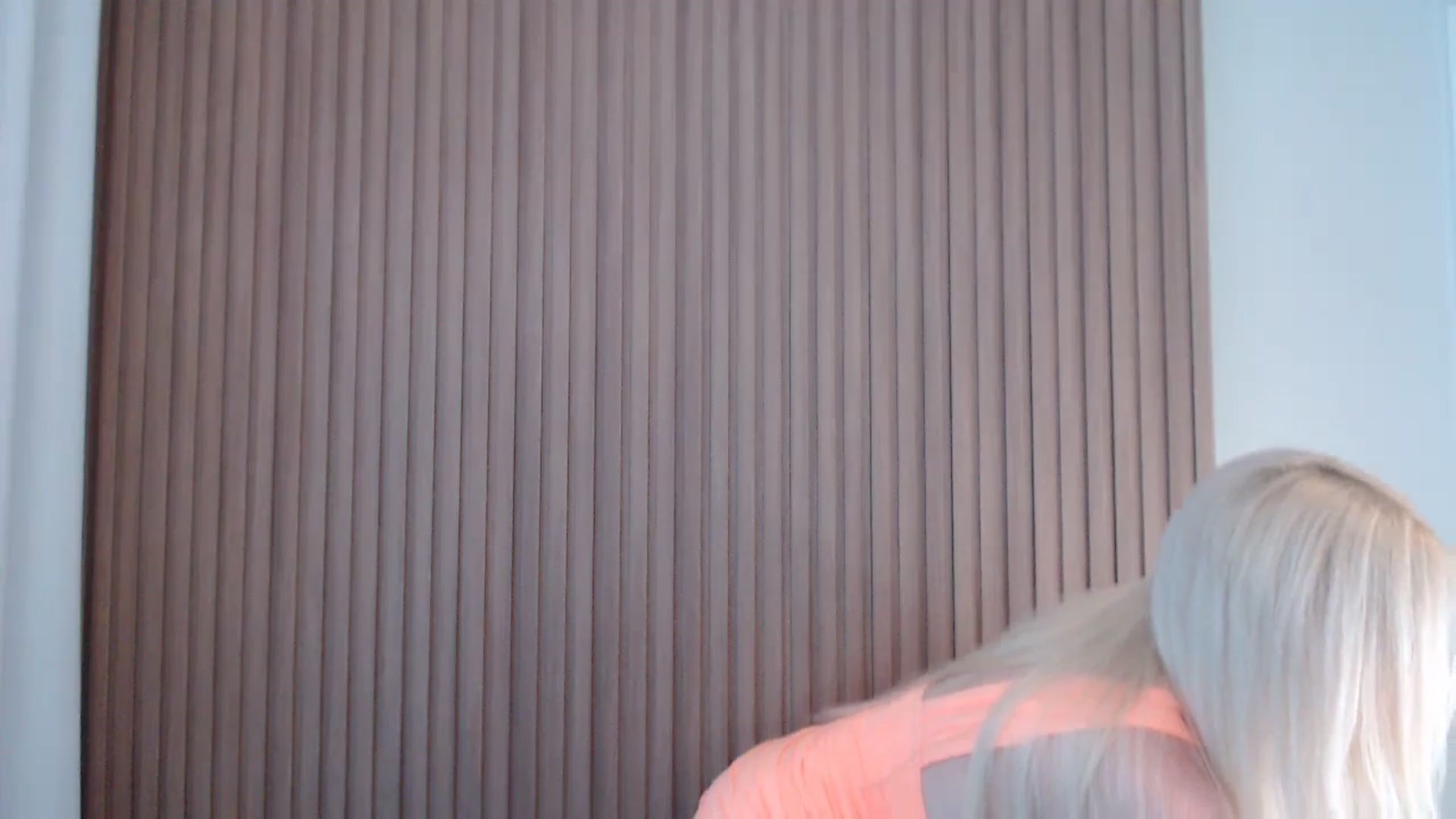 Gallery image thumbnail from Riley_Parks's myfreecams stream on, 05/13/2025, 11:30 image 17 of 20