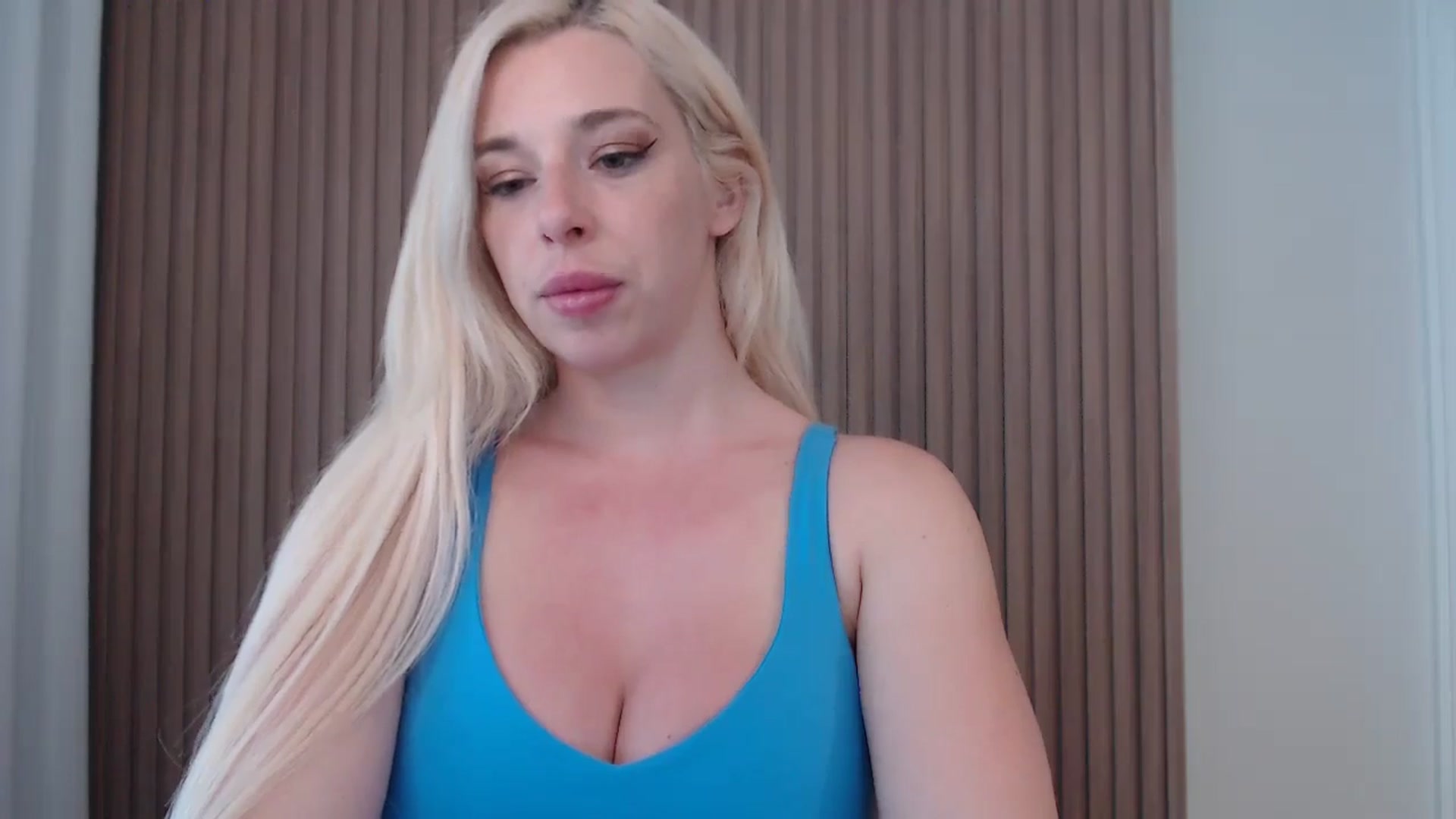 Gallery image thumbnail from Riley_Parks's myfreecams stream on, 05/17/2025, 14:20 image 20 of 20