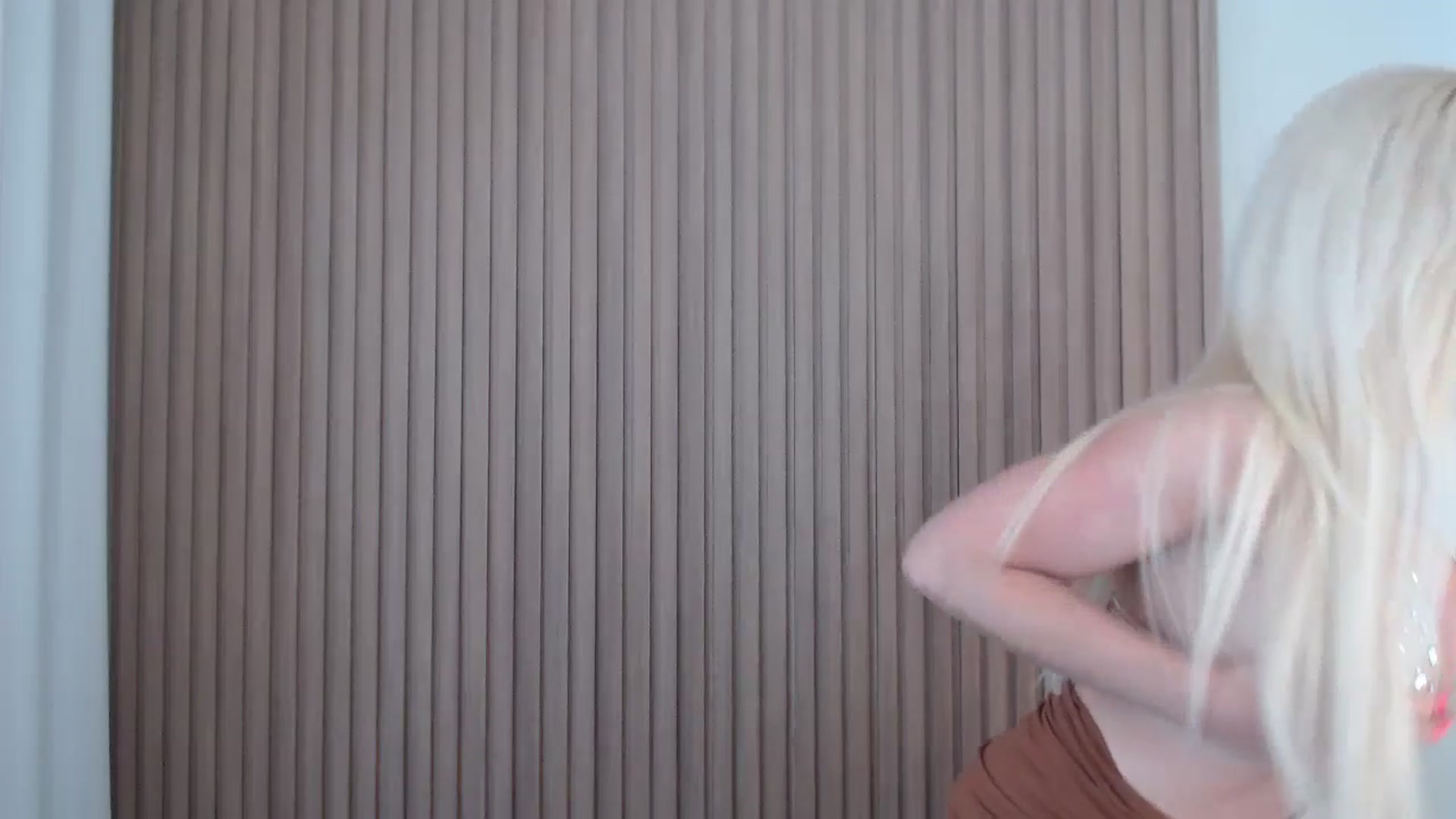 Gallery image thumbnail from Riley_Parks's myfreecams stream on, 06/01/2025, 18:54 image 13 of 20