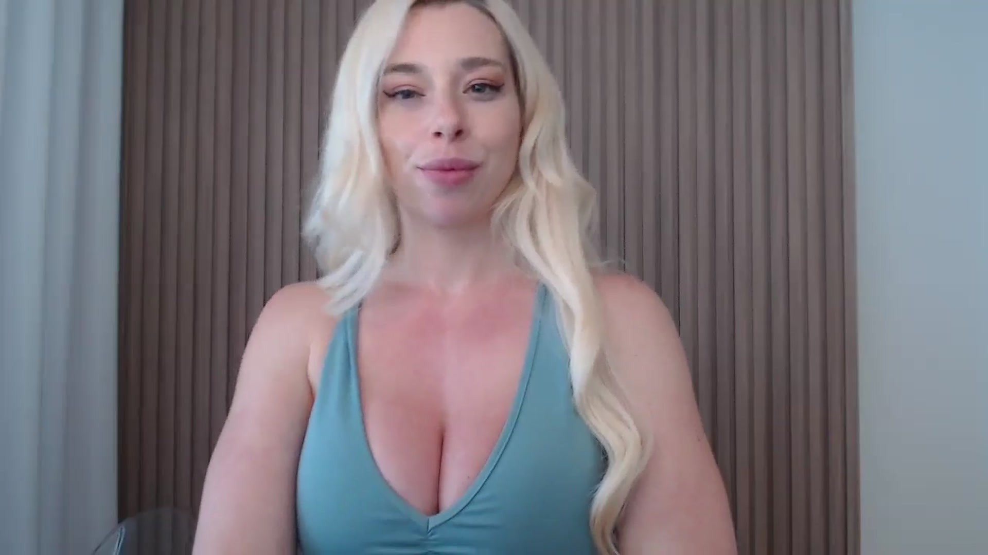 Gallery image thumbnail from Riley_Parks's myfreecams stream on, 06/09/2025, 20:32 image 20 of 20
