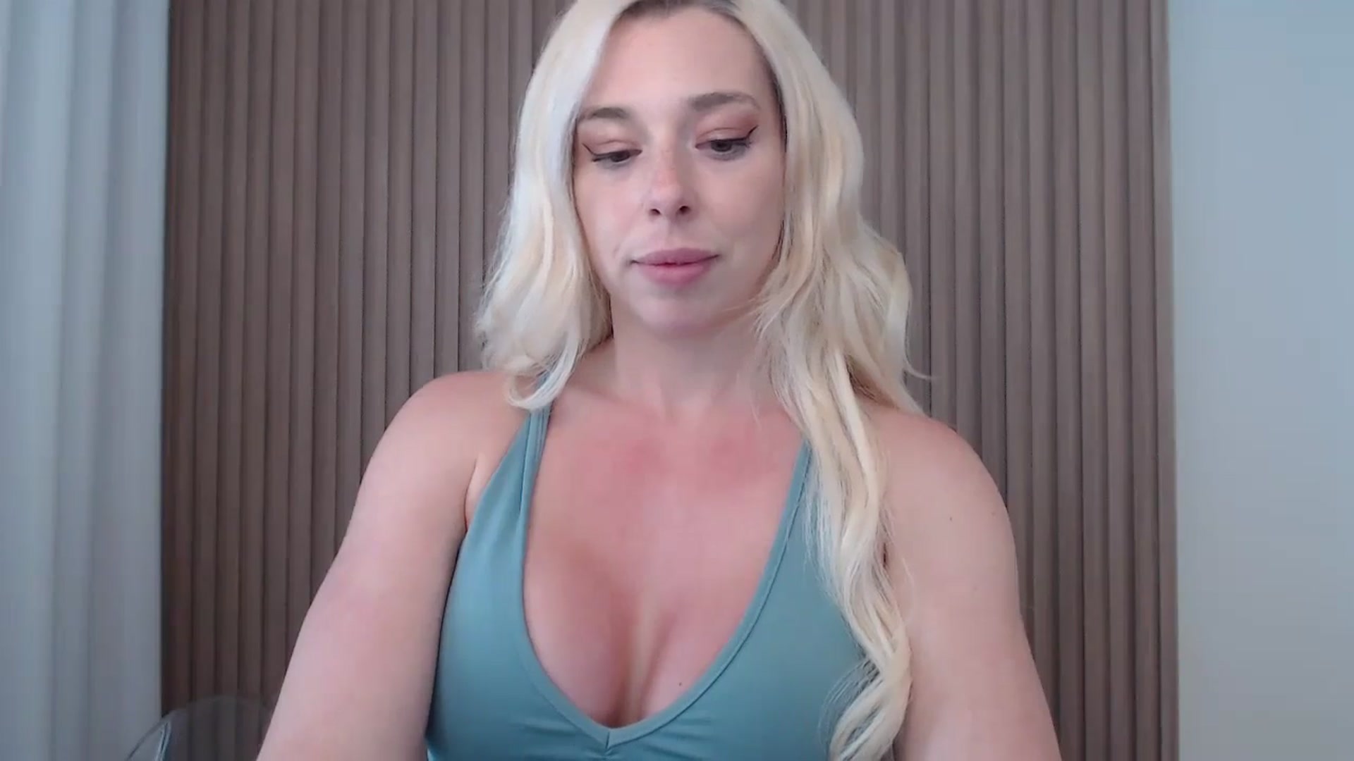 Gallery image thumbnail from Riley_Parks's myfreecams stream on, 06/09/2025, 20:32 image 10 of 20