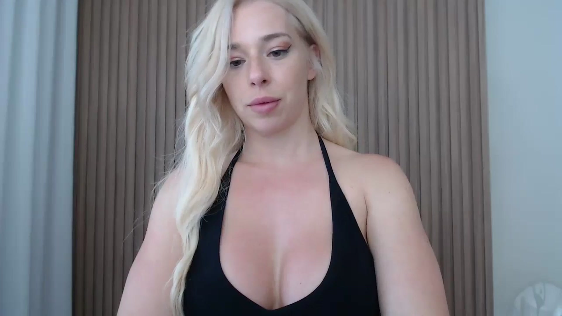 Gallery image thumbnail from Riley_Parks's myfreecams stream on, 06/11/2025, 18:34 image 11 of 20