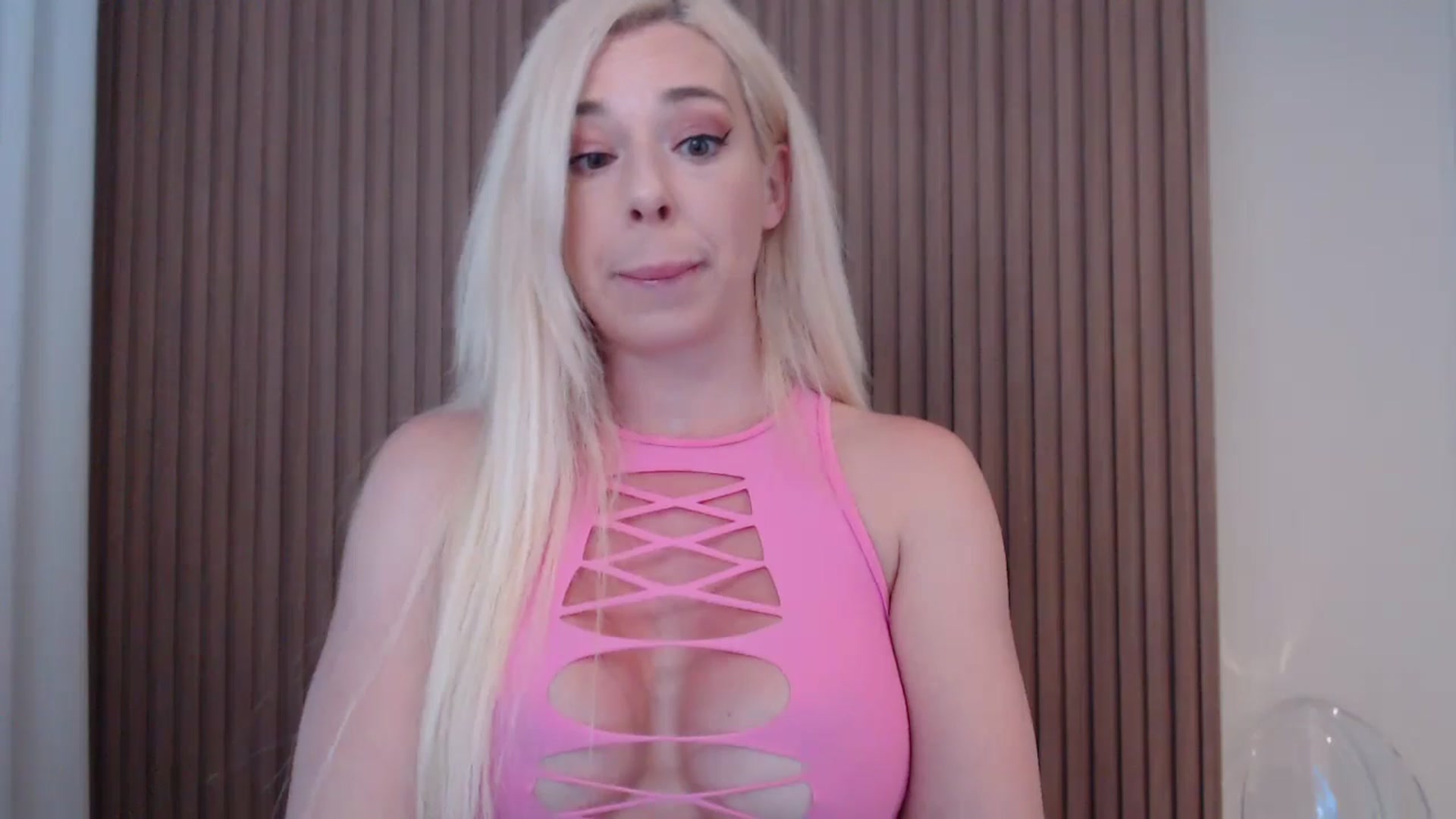 Gallery image thumbnail from Riley_Parks's myfreecams stream on, 07/01/2025, 10:46 image 15 of 20