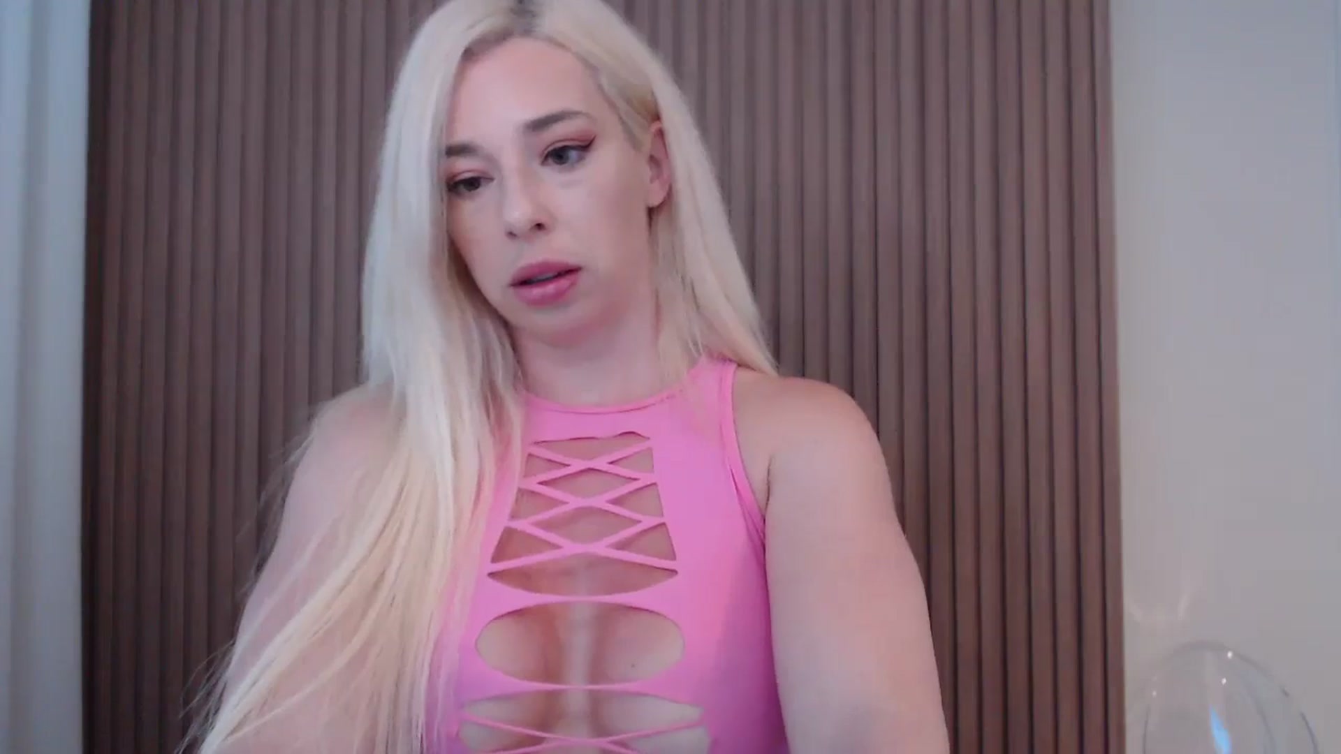 Gallery image thumbnail from Riley_Parks's myfreecams stream on, 07/01/2025, 10:46 image 13 of 20