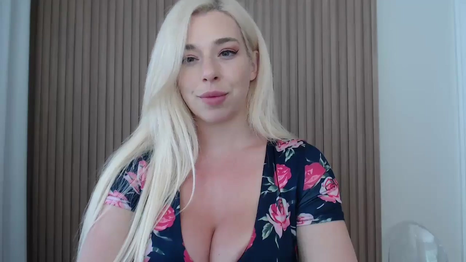 Gallery image thumbnail from Riley_Parks's myfreecams stream on, 07/01/2025, 17:26 image 7 of 20