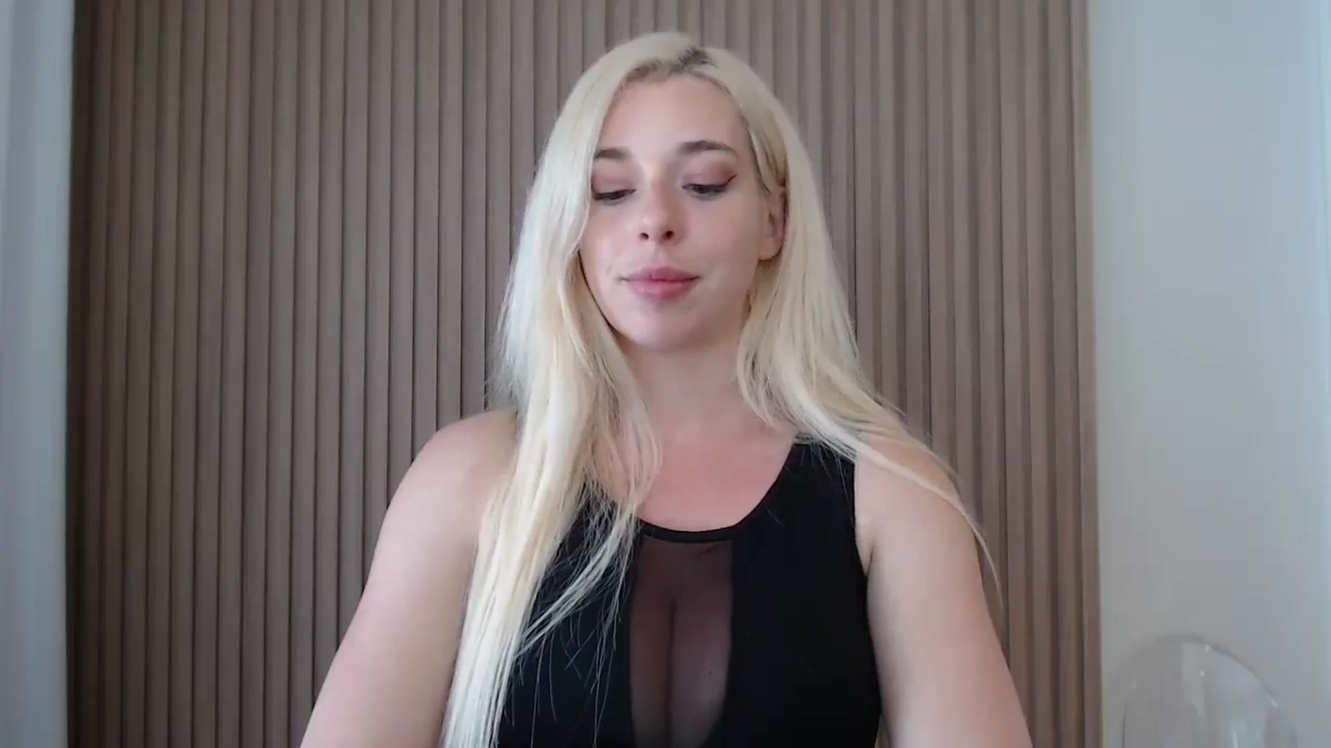 Gallery image thumbnail from Riley_Parks's myfreecams stream on, 07/02/2025, 20:17 image 17 of 20
