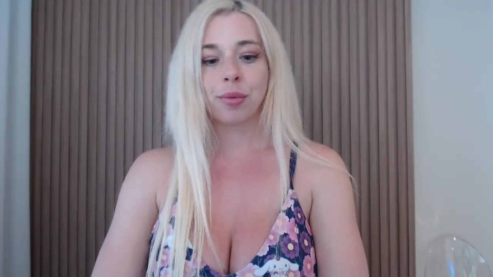 Gallery image thumbnail from Riley_Parks's myfreecams stream on, 07/03/2025, 16:51 image 19 of 20