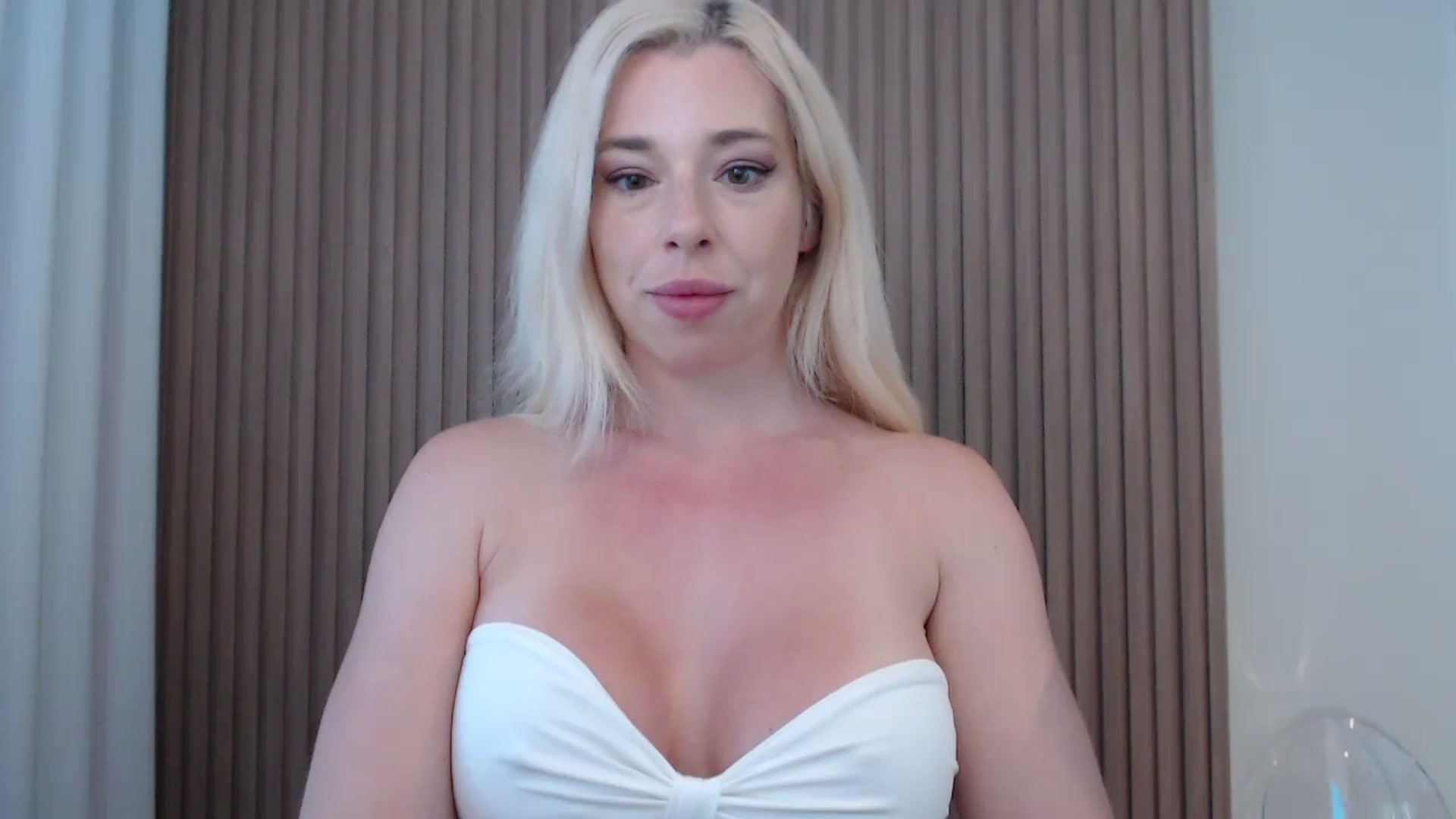 Gallery image thumbnail from Riley_Parks's myfreecams stream on, 07/05/2025, 11:47 image 1 of 20