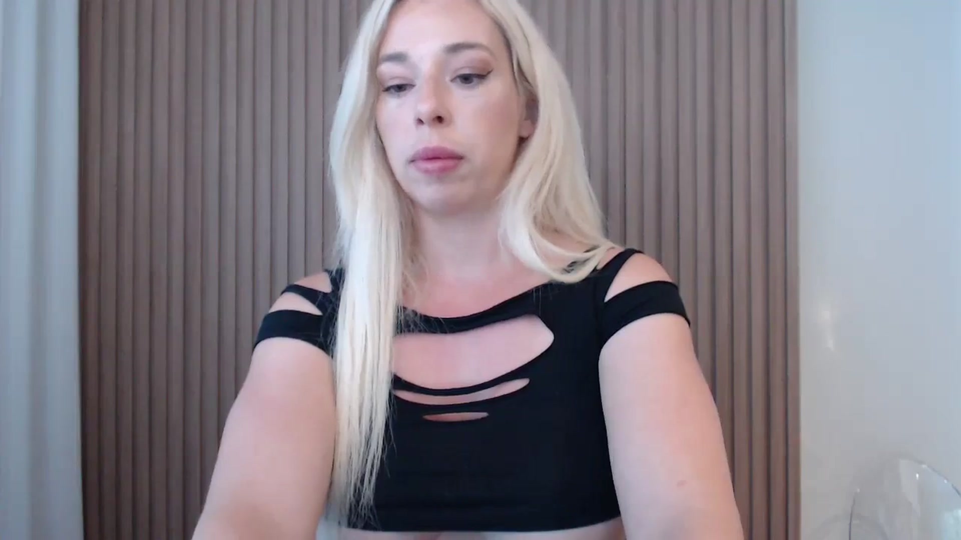 Gallery image thumbnail from Riley_Parks's myfreecams stream on, 07/09/2025, 11:48 image 7 of 20