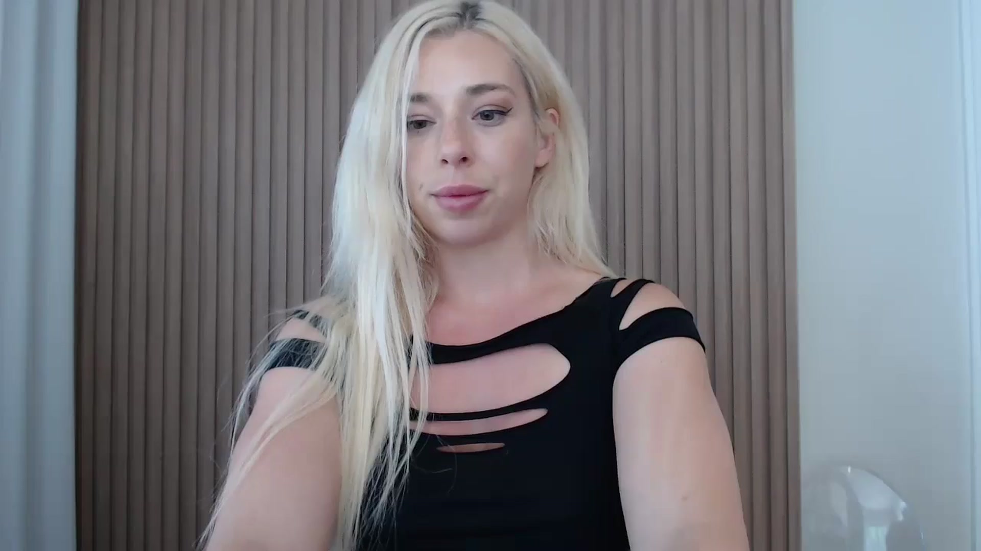 Gallery image thumbnail from Riley_Parks's myfreecams stream on, 07/09/2025, 16:46 image 1 of 20