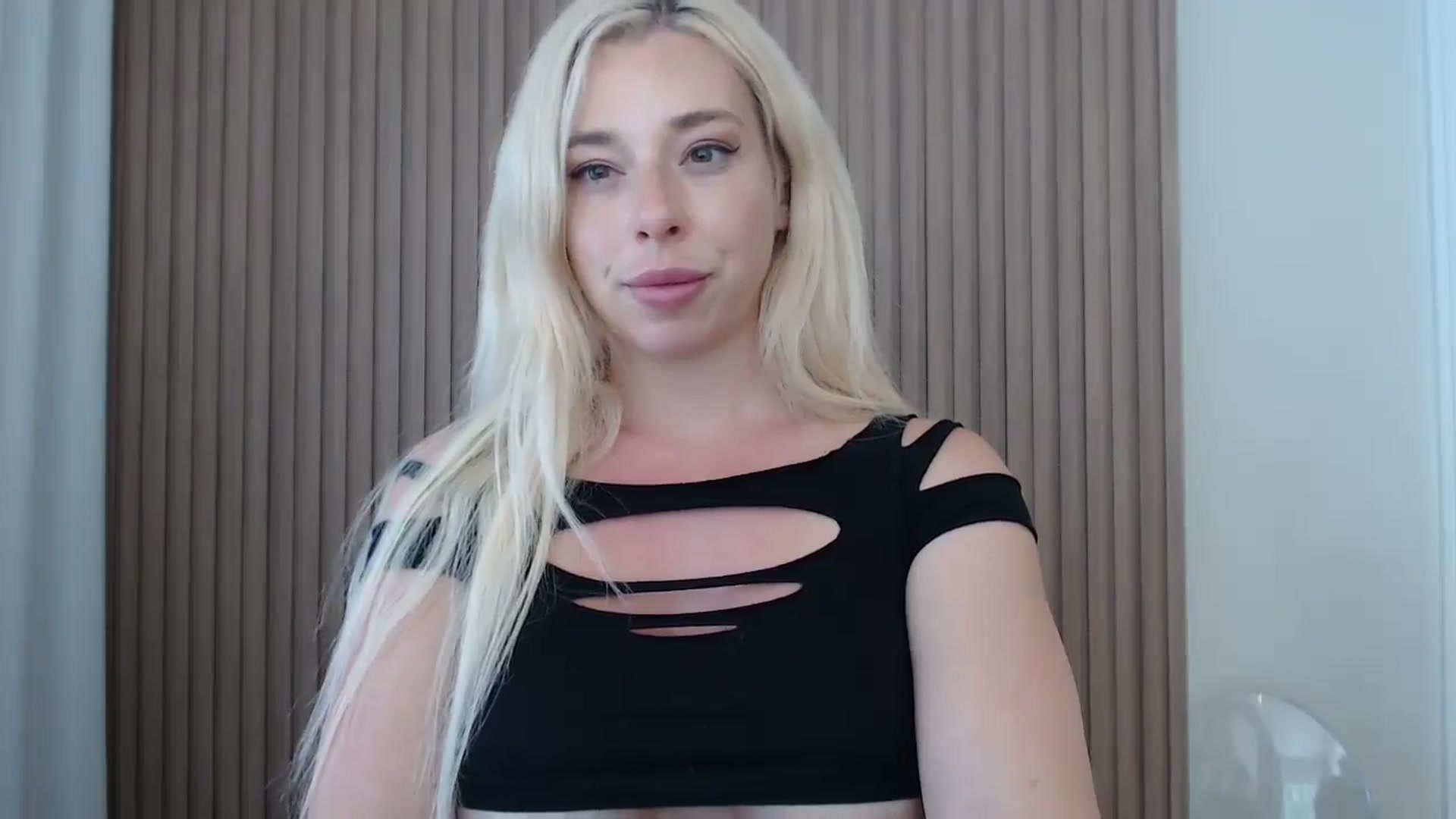 Gallery image thumbnail from Riley_Parks's myfreecams stream on, 07/09/2025, 16:46 image 3 of 20