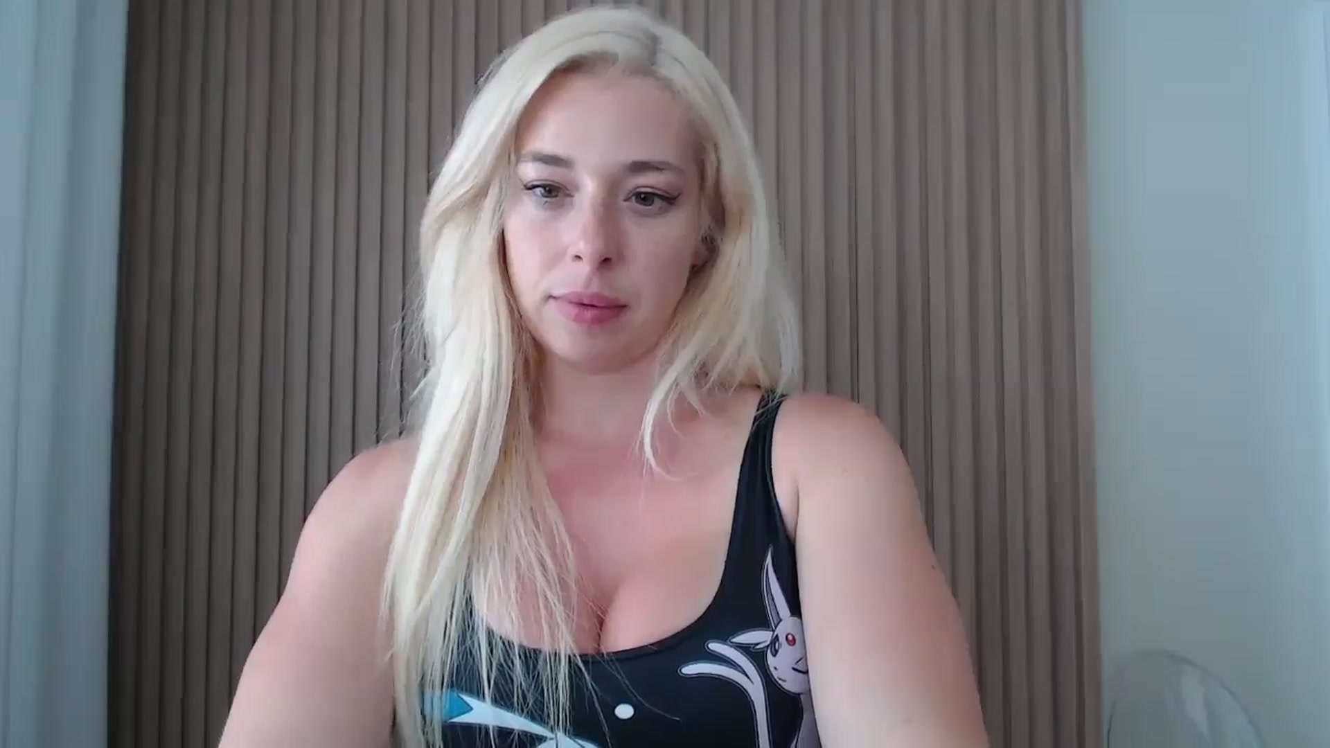 Gallery image thumbnail from Riley_Parks's myfreecams stream on, 07/24/2025, 22:21 image 6 of 20