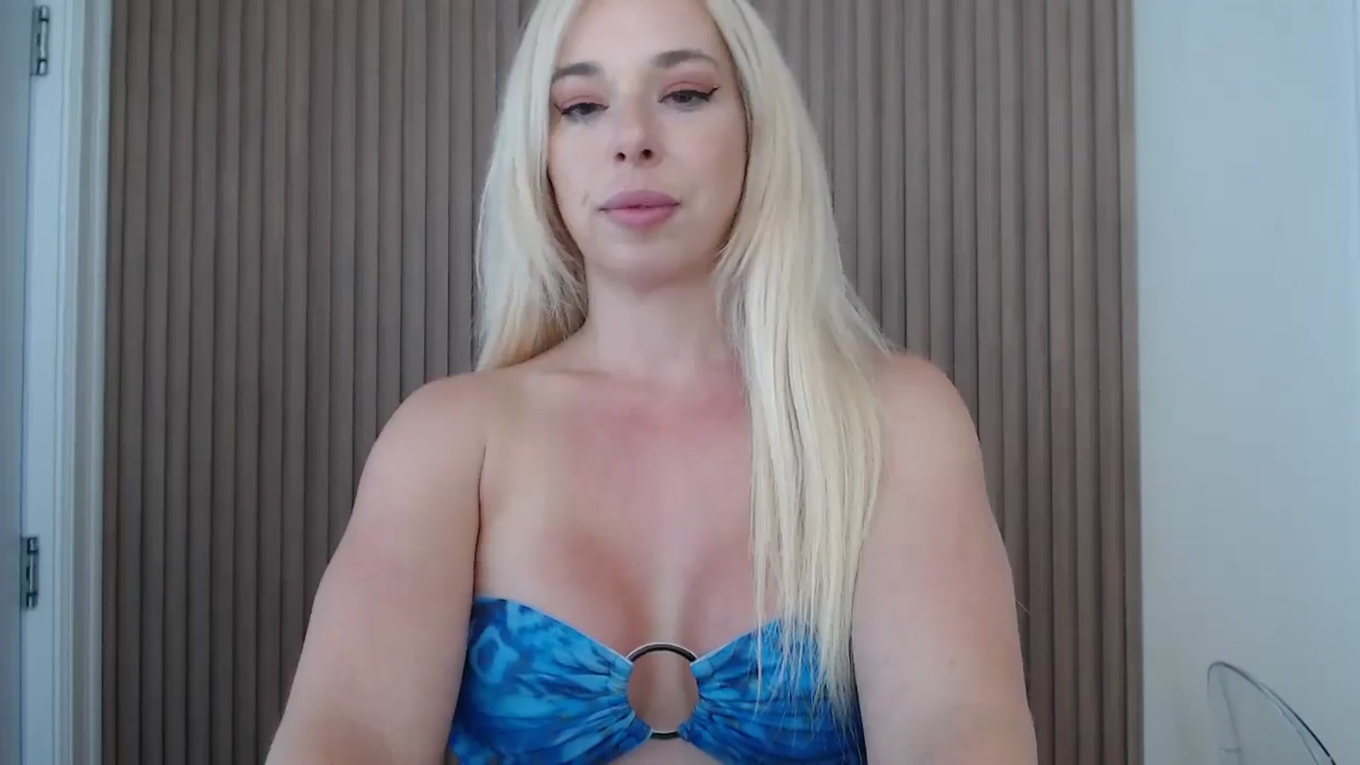Gallery image thumbnail from Riley_Parks's myfreecams stream on, 08/09/2025, 18:07 image 18 of 20