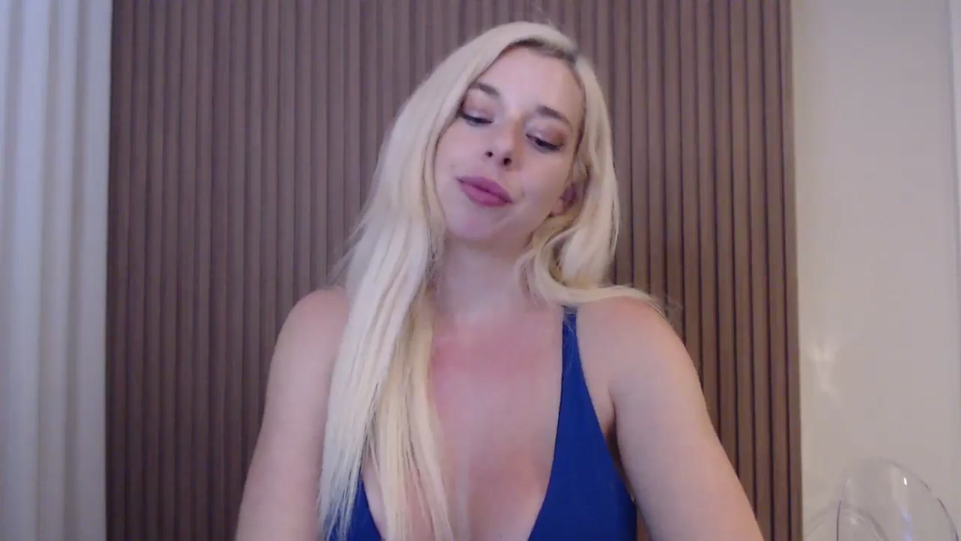 Gallery image thumbnail from Riley_Parks's myfreecams stream on, 08/12/2025, 02:17 image 17 of 20