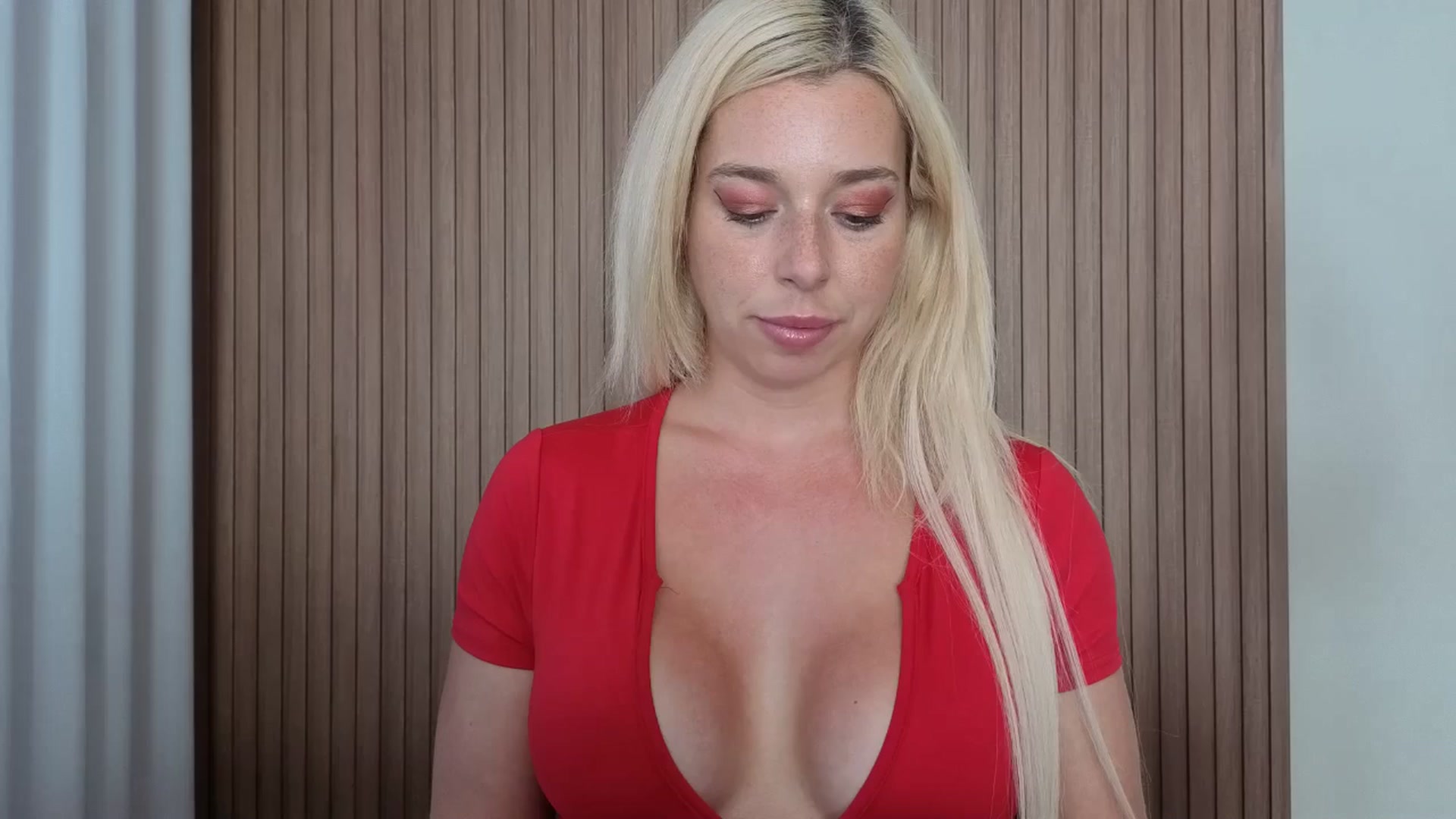 Gallery image thumbnail from Riley_Parks's myfreecams stream on, 10/09/2025, 15:00 image 1 of 20