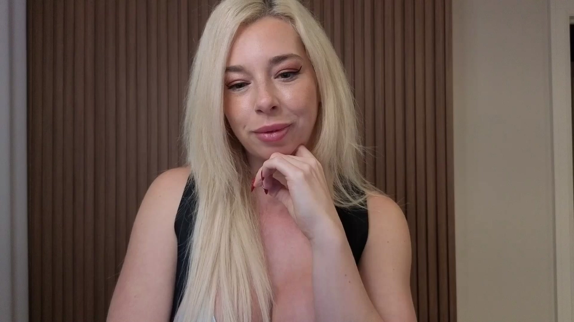Gallery image thumbnail from Riley_Parks's myfreecams stream on, 01/01/2026, 09:41 image 20 of 20