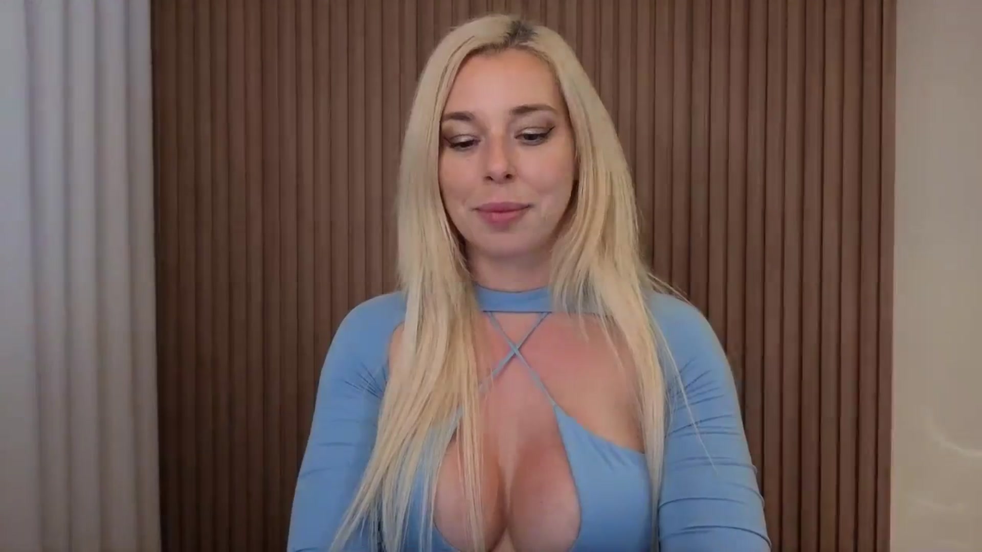 Gallery image thumbnail from Riley_Parks's myfreecams stream on, 01/05/2026, 01:58 image 4 of 20