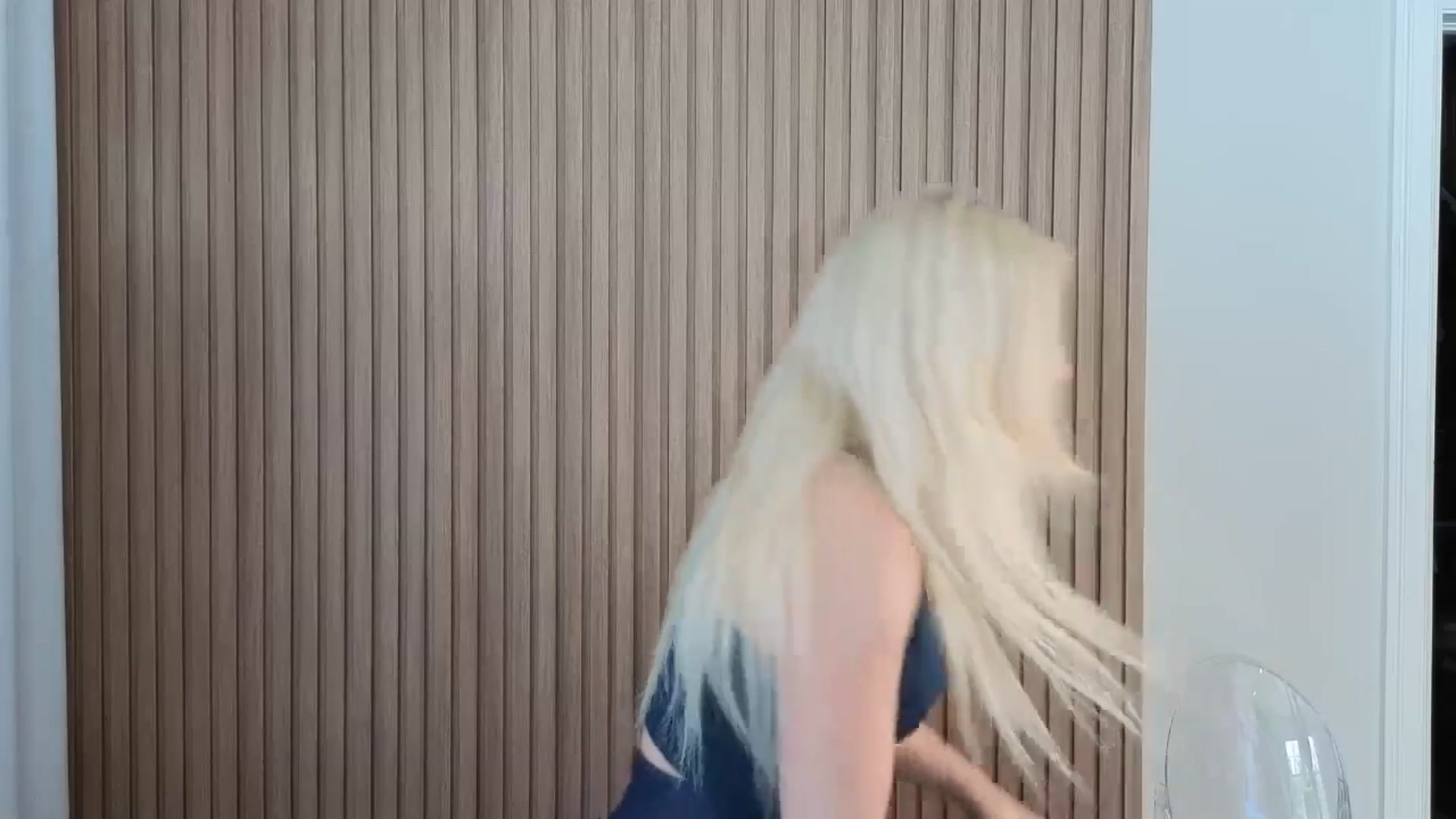 Gallery image thumbnail from Riley_Parks's myfreecams stream on, 01/11/2026, 17:30 image 13 of 20