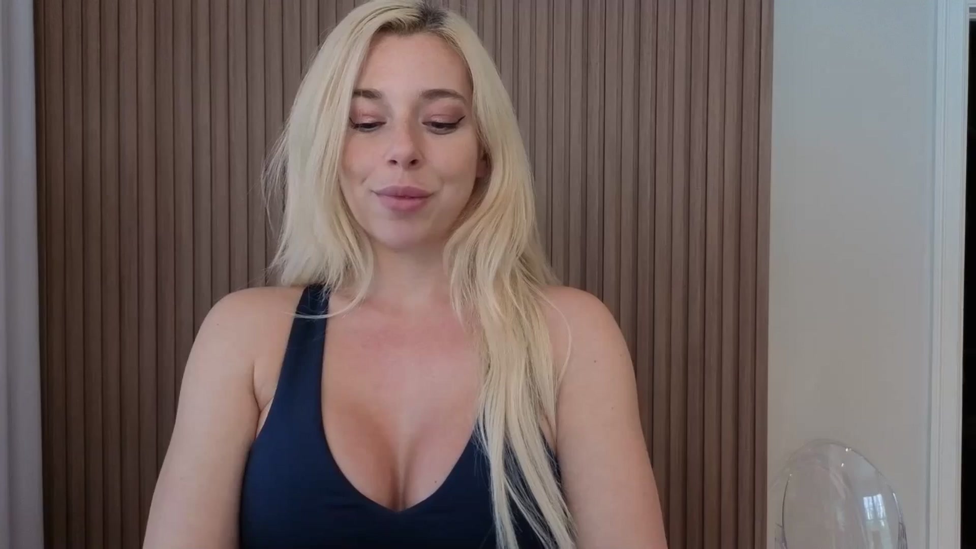 Gallery image thumbnail from Riley_Parks's myfreecams stream on, 01/11/2026, 19:46 image 10 of 20
