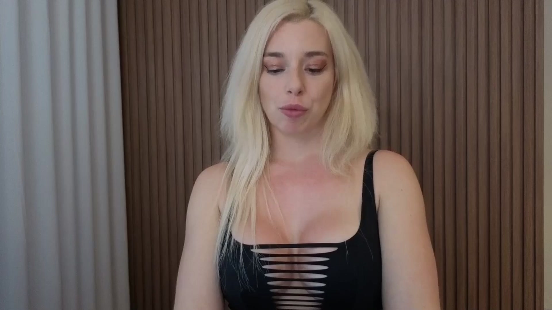 Gallery image thumbnail from Riley_Parks's myfreecams stream on, 02/04/2026, 22:02 image 4 of 20