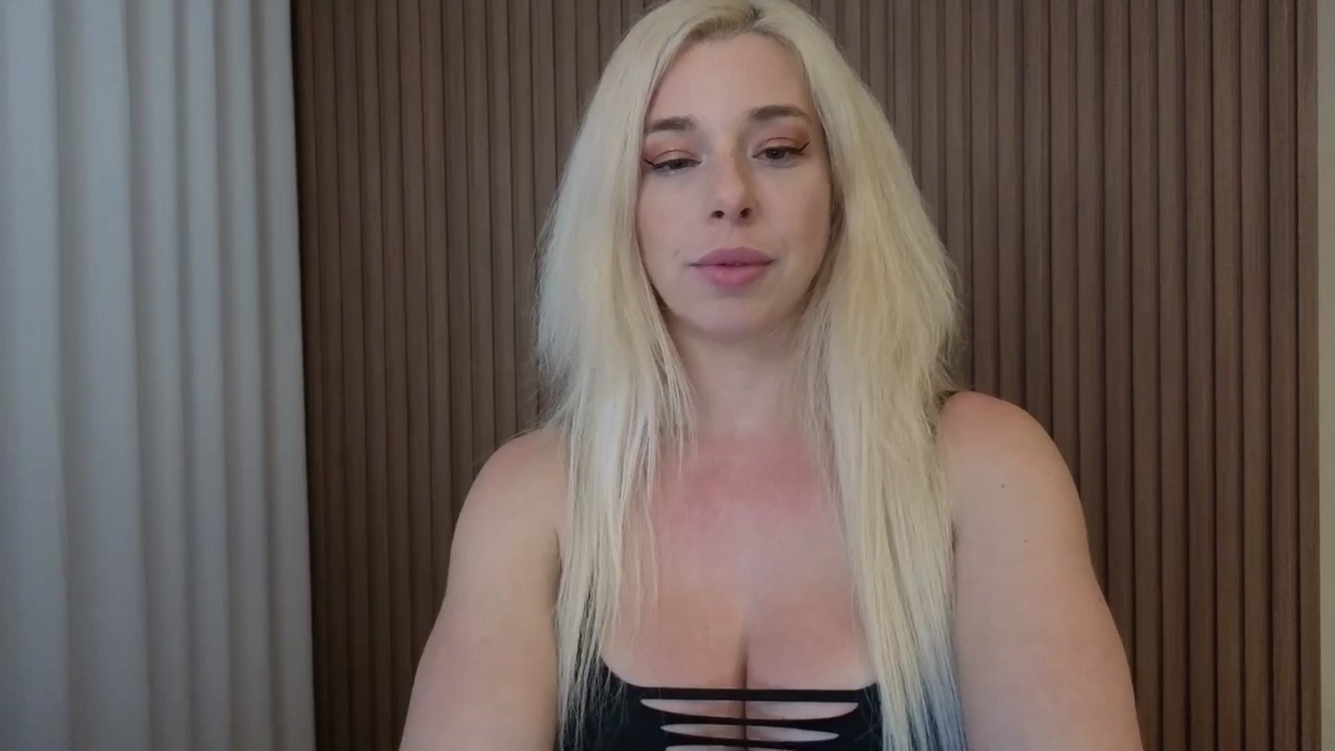 Gallery image thumbnail from Riley_Parks's myfreecams stream on, 02/04/2026, 22:02 image 17 of 20