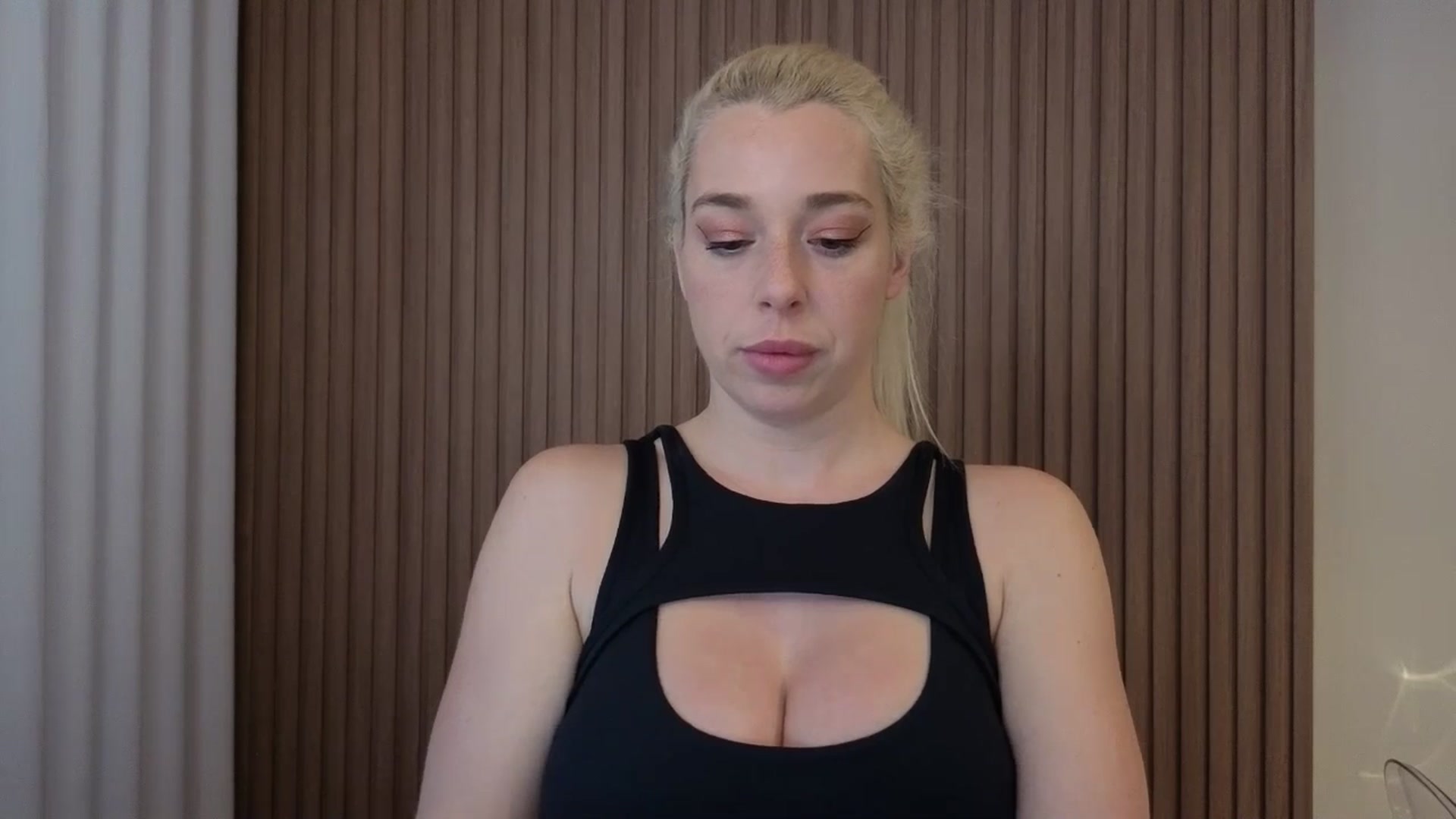 Gallery image thumbnail from Riley_Parks's myfreecams stream on, 02/06/2026, 22:21 image 14 of 20