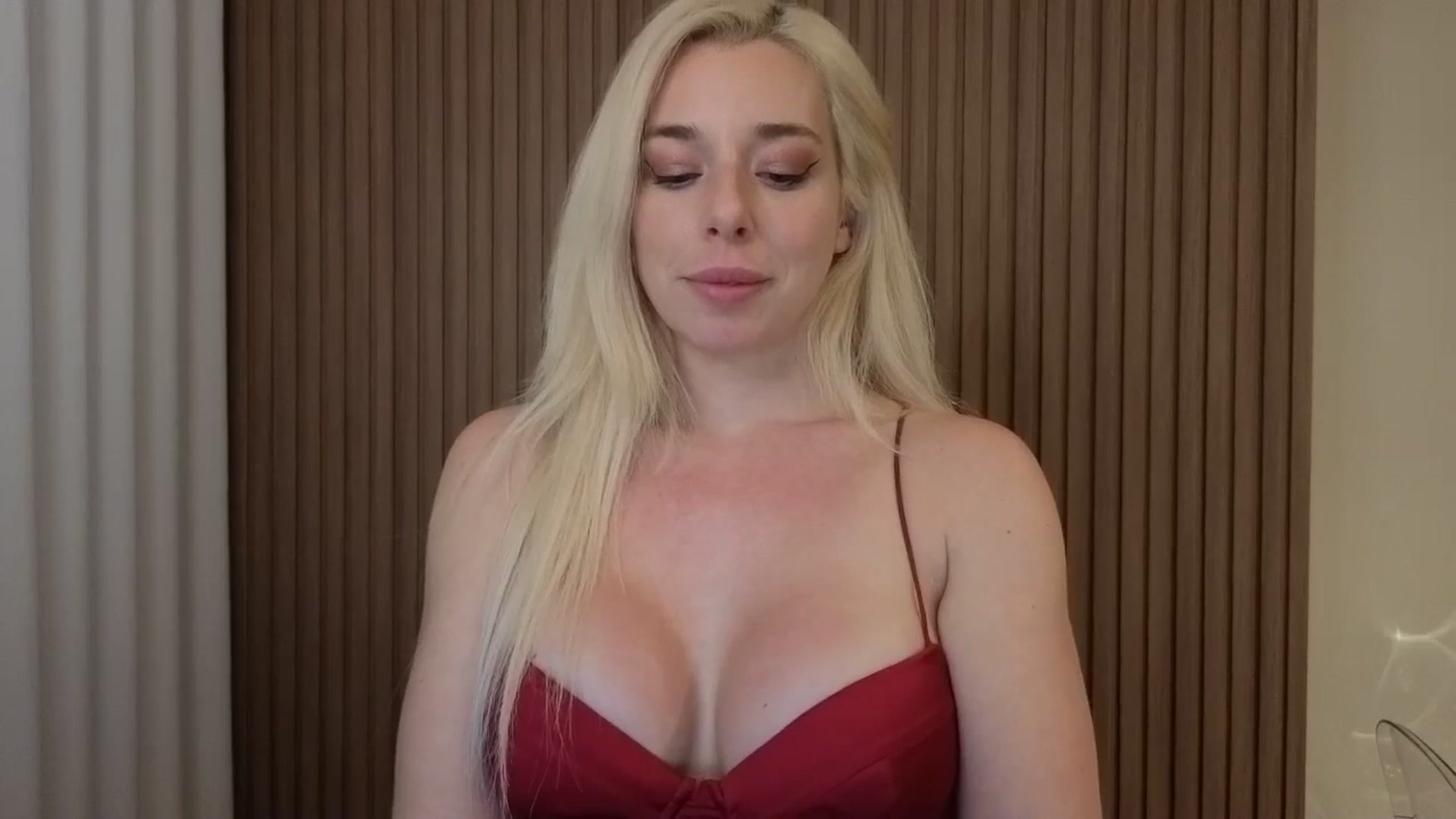 Gallery image thumbnail from Riley_Parks's myfreecams stream on, 02/08/2026, 02:43 image 8 of 20