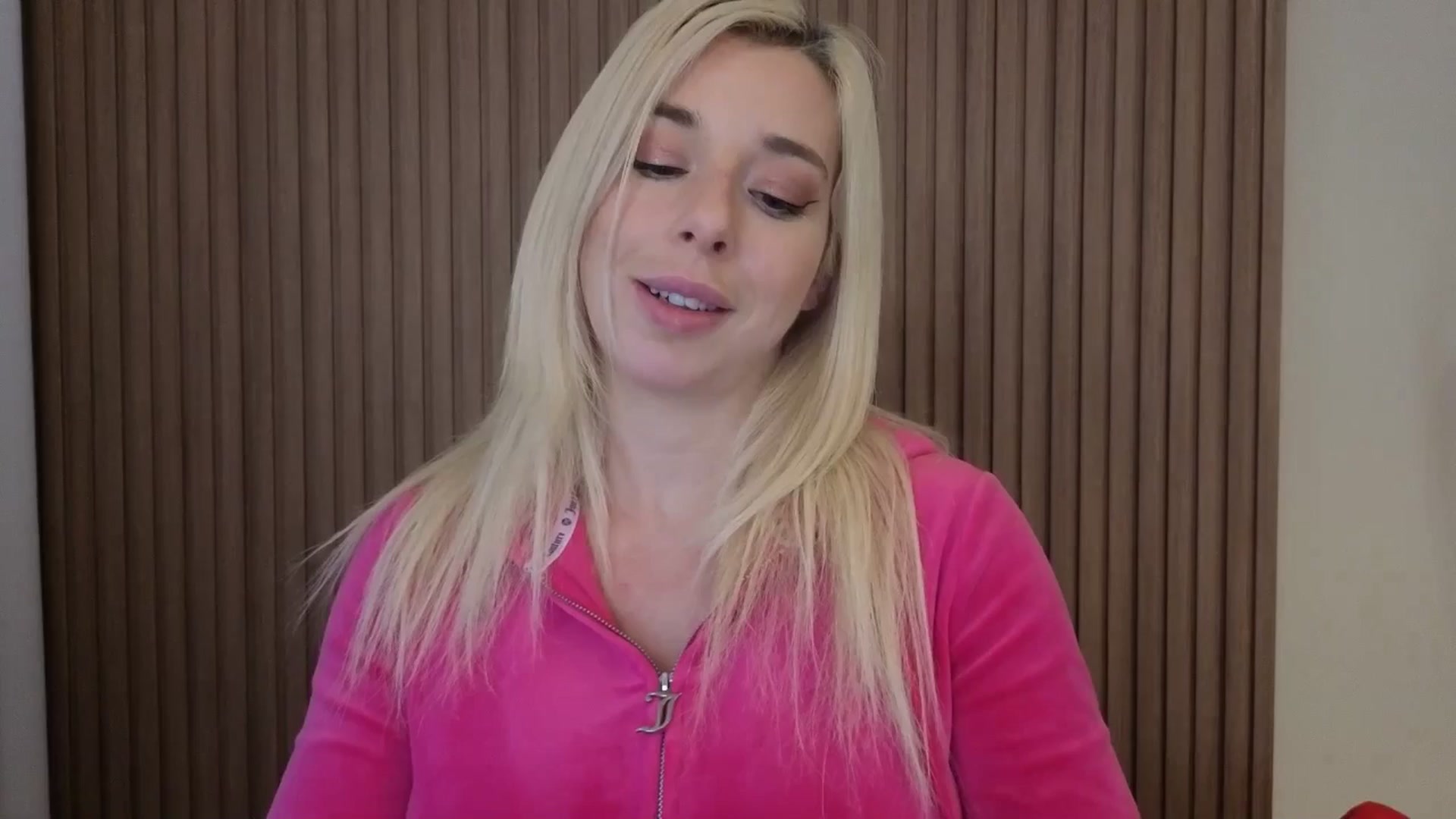 Gallery image thumbnail from Riley_Parks's myfreecams stream on, 02/26/2026, 23:05 image 1 of 20