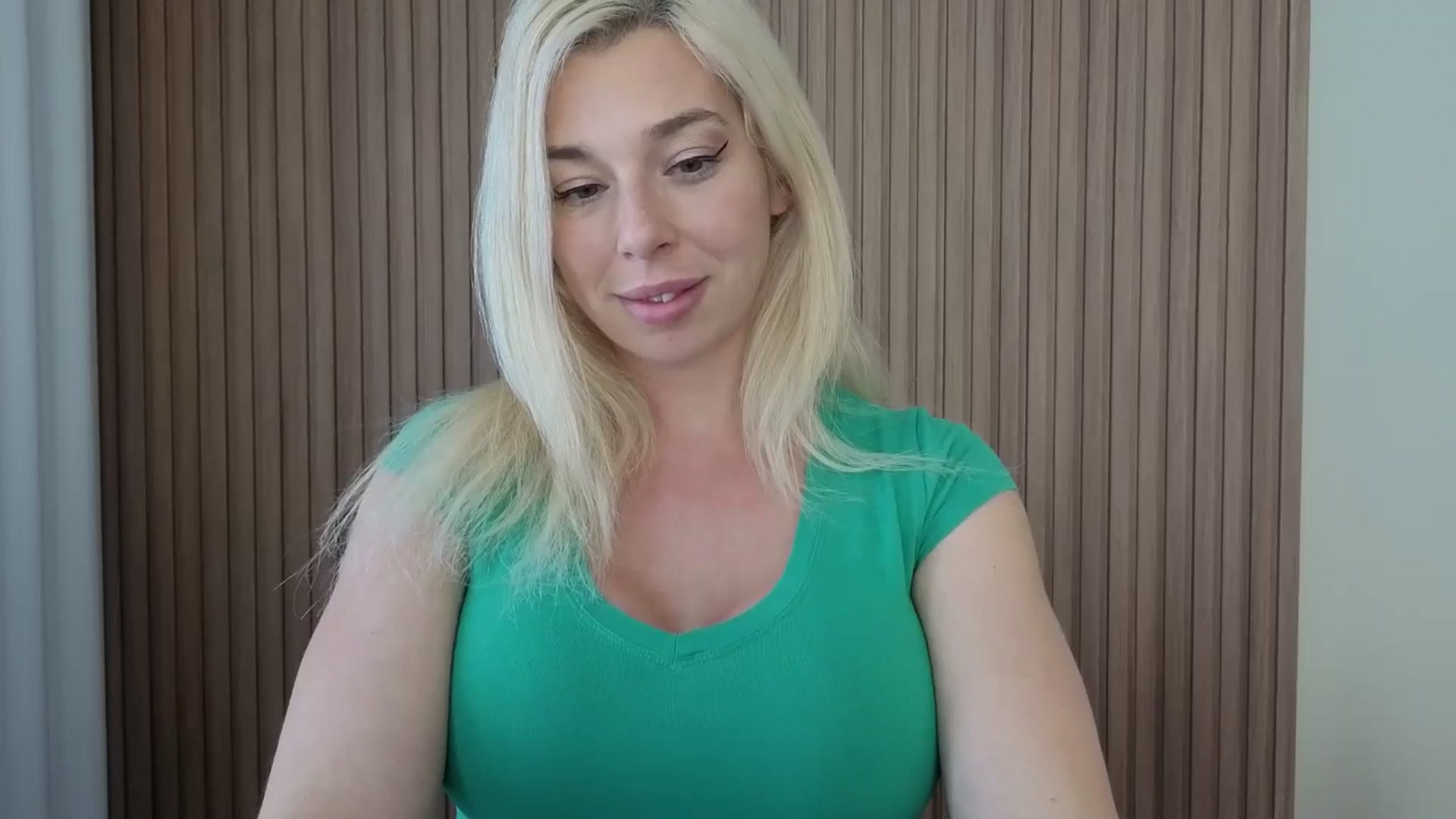 Gallery image thumbnail from Riley_Parks's myfreecams stream on, 03/03/2026, 16:42 image 3 of 20