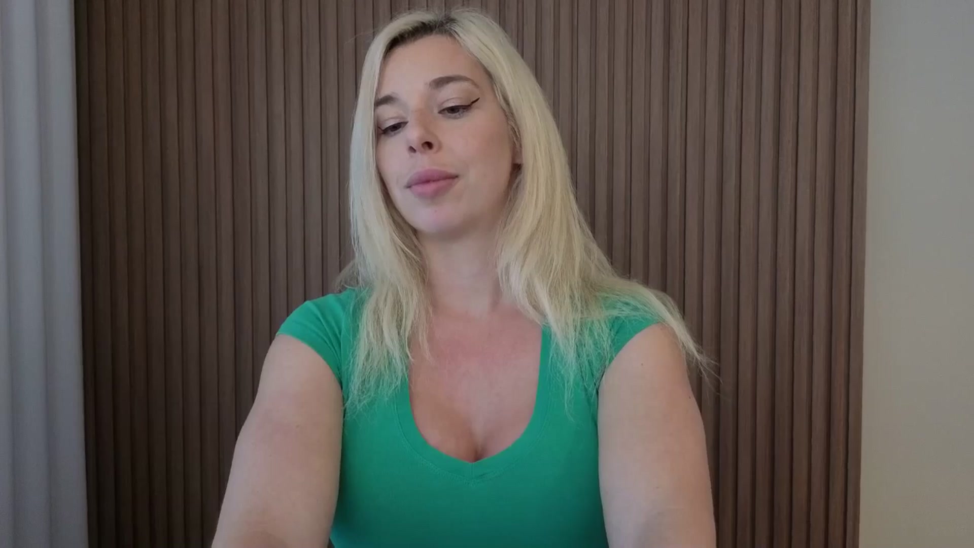 Gallery image thumbnail from Riley_Parks's myfreecams stream on, 03/03/2026, 21:51 image 18 of 20