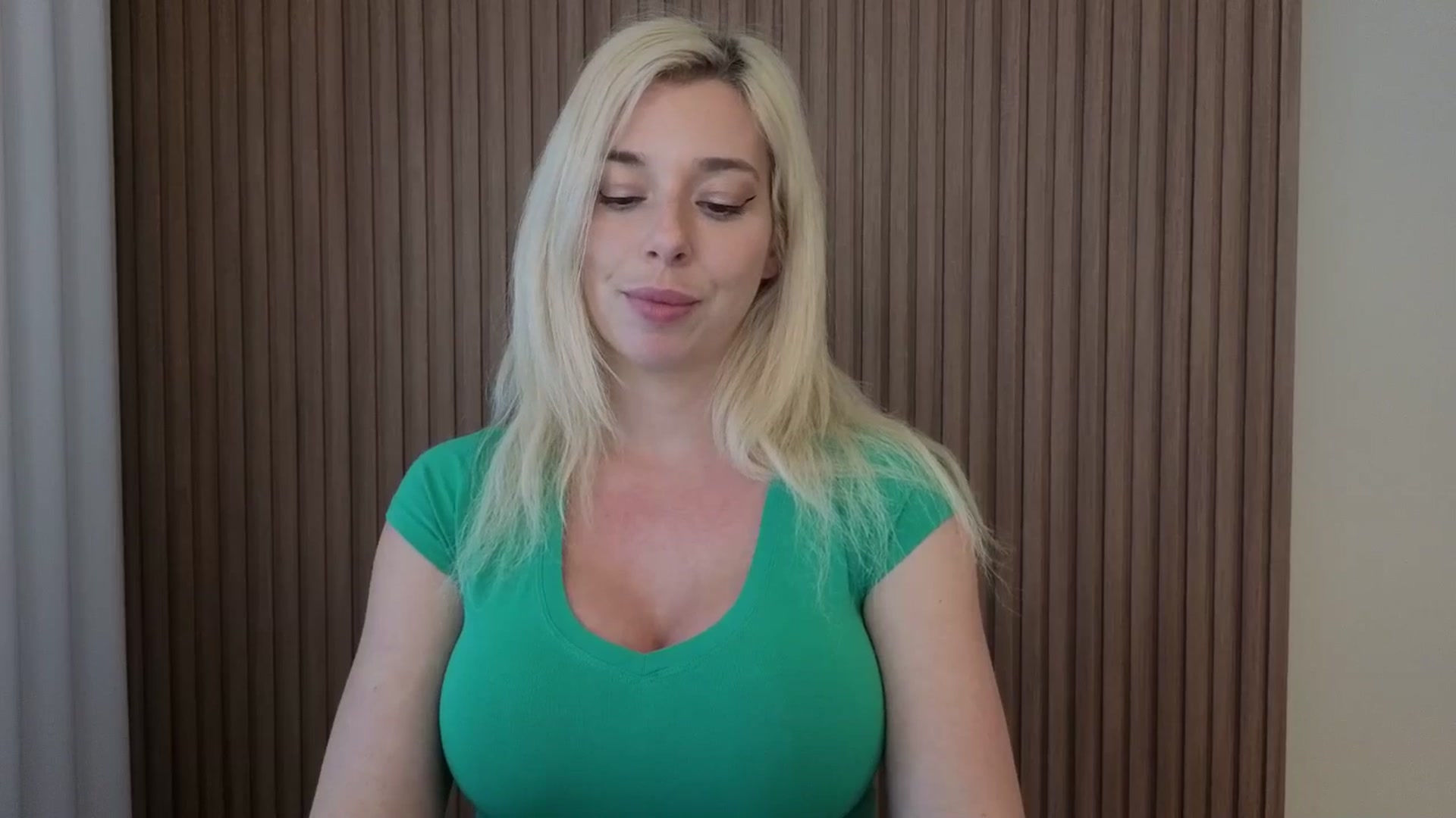 Gallery image thumbnail from Riley_Parks's myfreecams stream on, 03/03/2026, 21:51 image 17 of 20