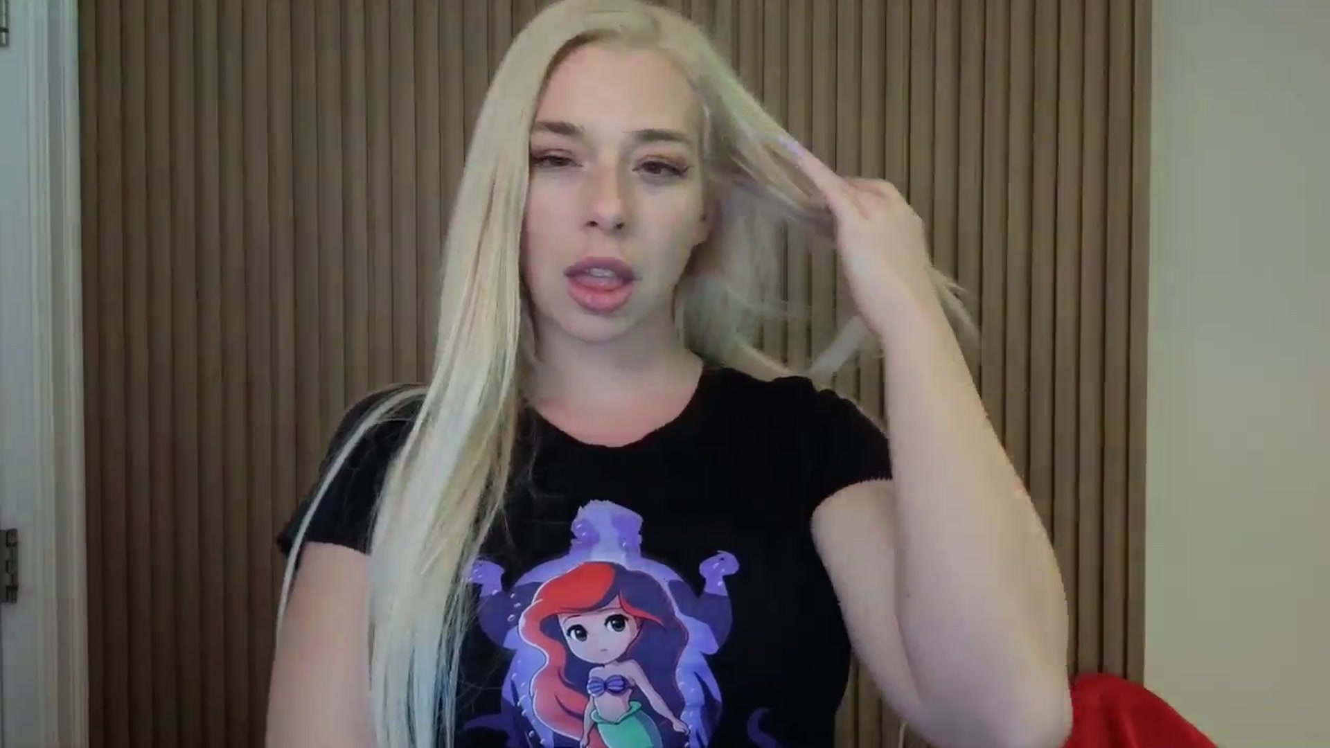Gallery image thumbnail from Riley_Parks's myfreecams stream on, 03/07/2026, 04:41 image 7 of 20