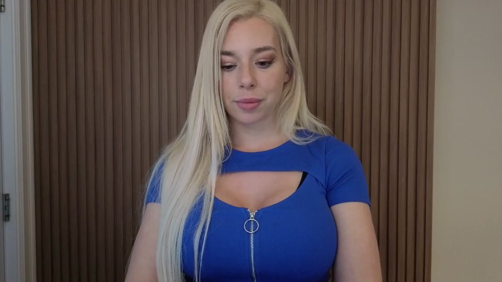 Gallery image thumbnail from Riley_Parks's myfreecams stream on, 03/09/2026, 23:13 image 6 of 20