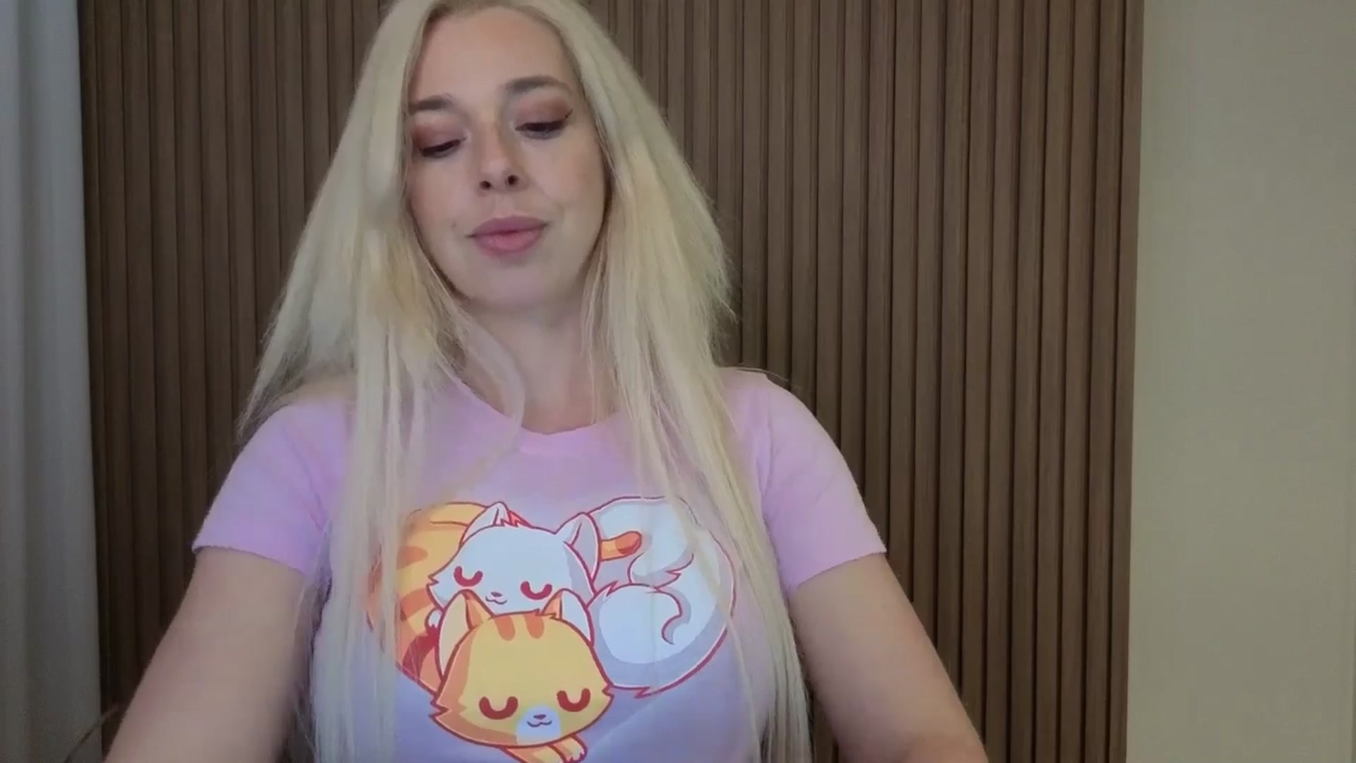 Gallery image thumbnail from Riley_Parks's myfreecams stream on, 03/11/2026, 03:19 image 5 of 20