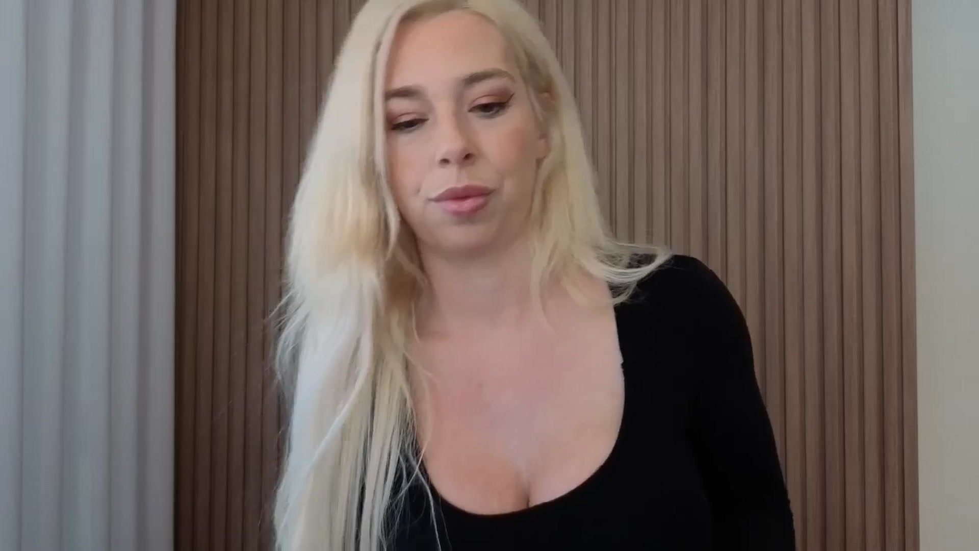 Gallery image thumbnail from Riley_Parks's myfreecams stream on, 03/12/2026, 15:39 image 13 of 20