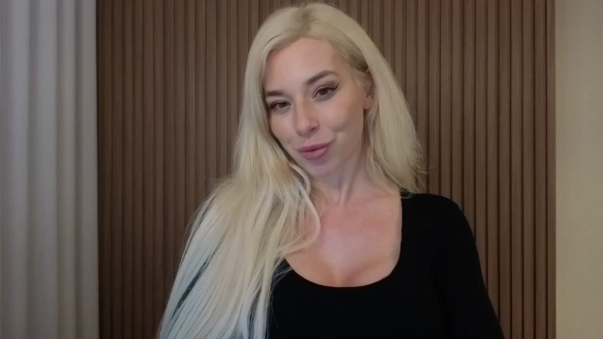 Gallery image thumbnail from Riley_Parks's myfreecams stream on, 03/12/2026, 23:25 image 13 of 20