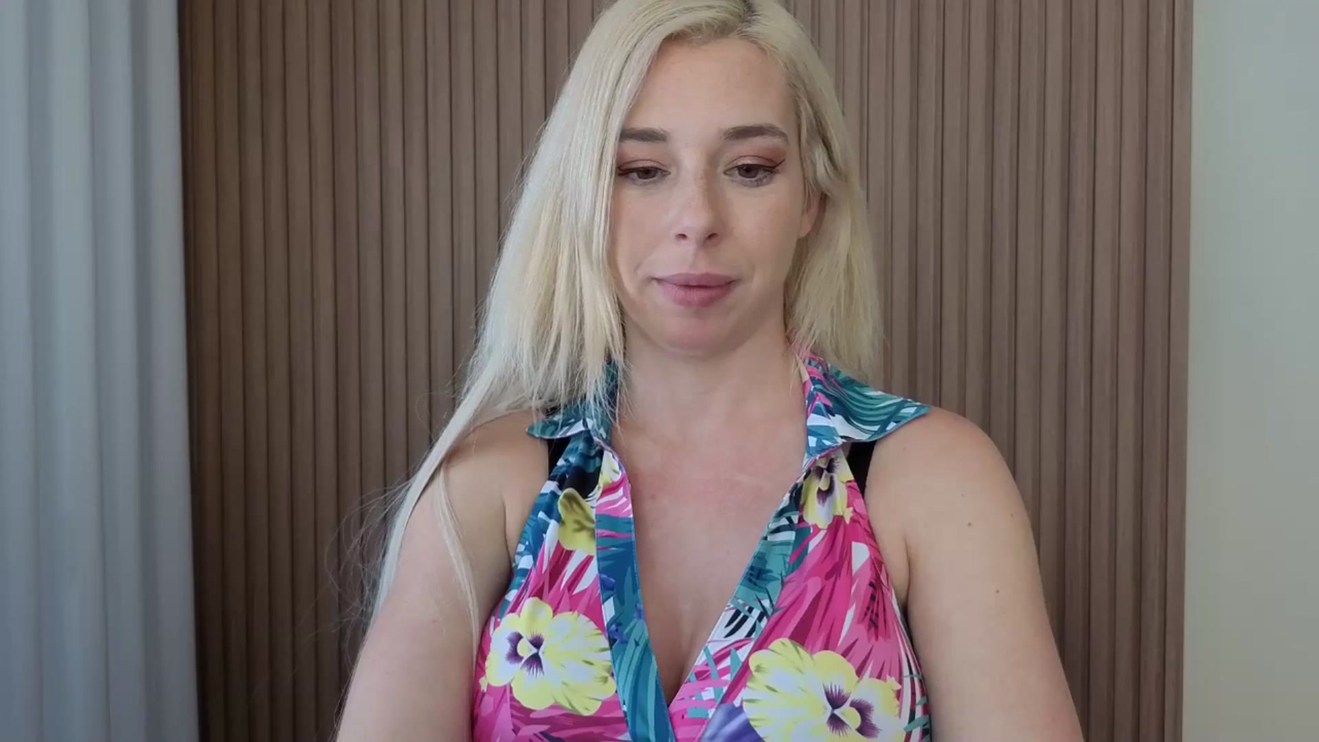 Gallery image thumbnail from Riley_Parks's myfreecams stream on, 03/18/2026, 18:49 image 11 of 20