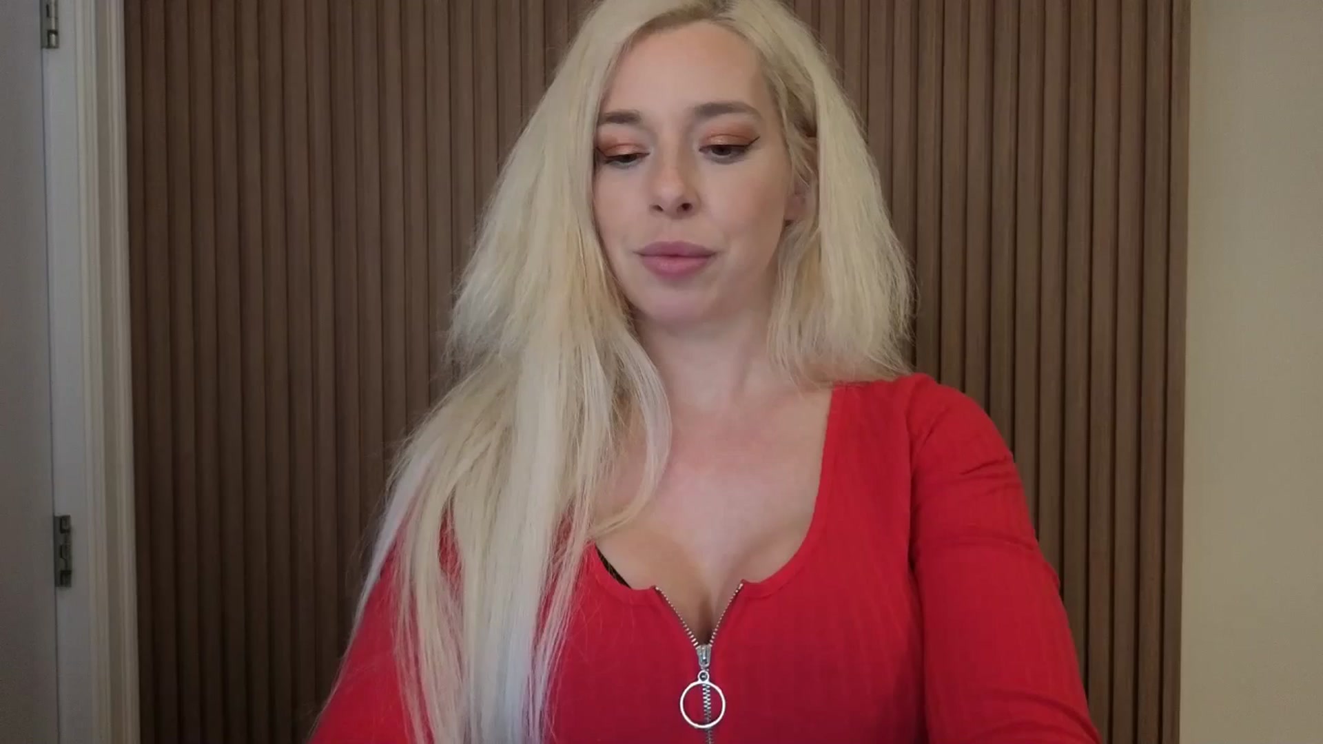 Gallery image thumbnail from Riley_Parks's myfreecams stream on, 03/20/2026, 24:02 image 1 of 20