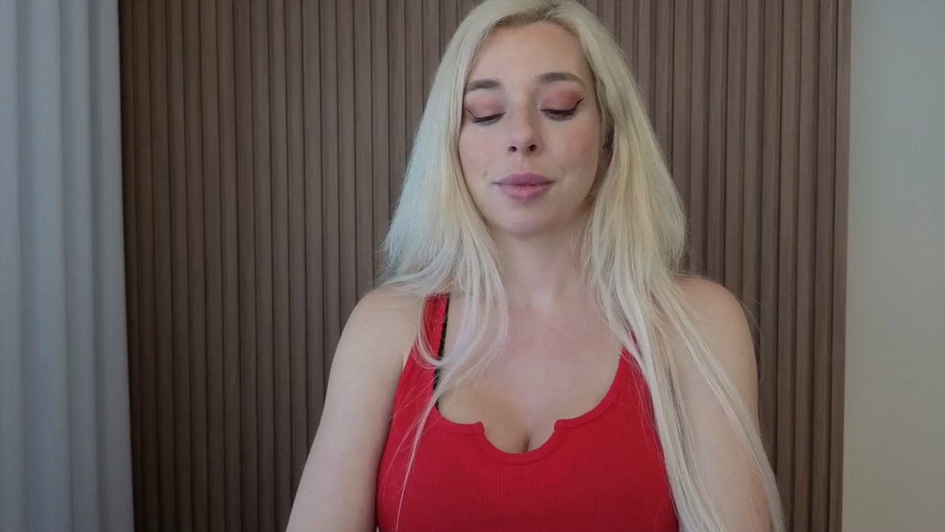 Gallery image thumbnail from Riley_Parks's myfreecams stream on, 03/20/2026, 19:10 image 18 of 20