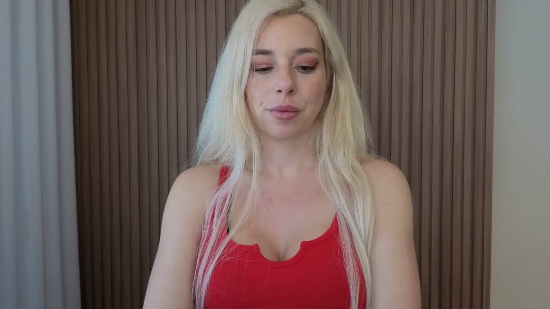 Gallery image thumbnail from Riley_Parks's myfreecams stream on, 03/20/2026, 19:10 image 3 of 20