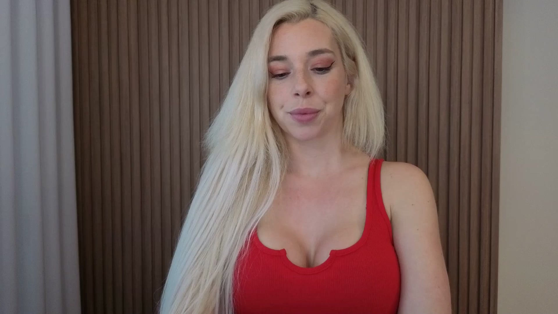 Gallery image thumbnail from Riley_Parks's myfreecams stream on, 03/20/2026, 21:44 image 2 of 20