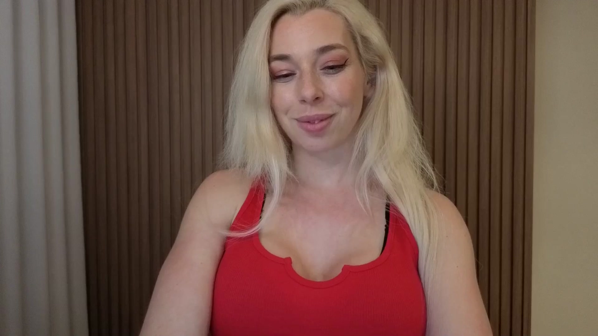 Gallery image thumbnail from Riley_Parks's myfreecams stream on, 03/21/2026, 03:06 image 2 of 20