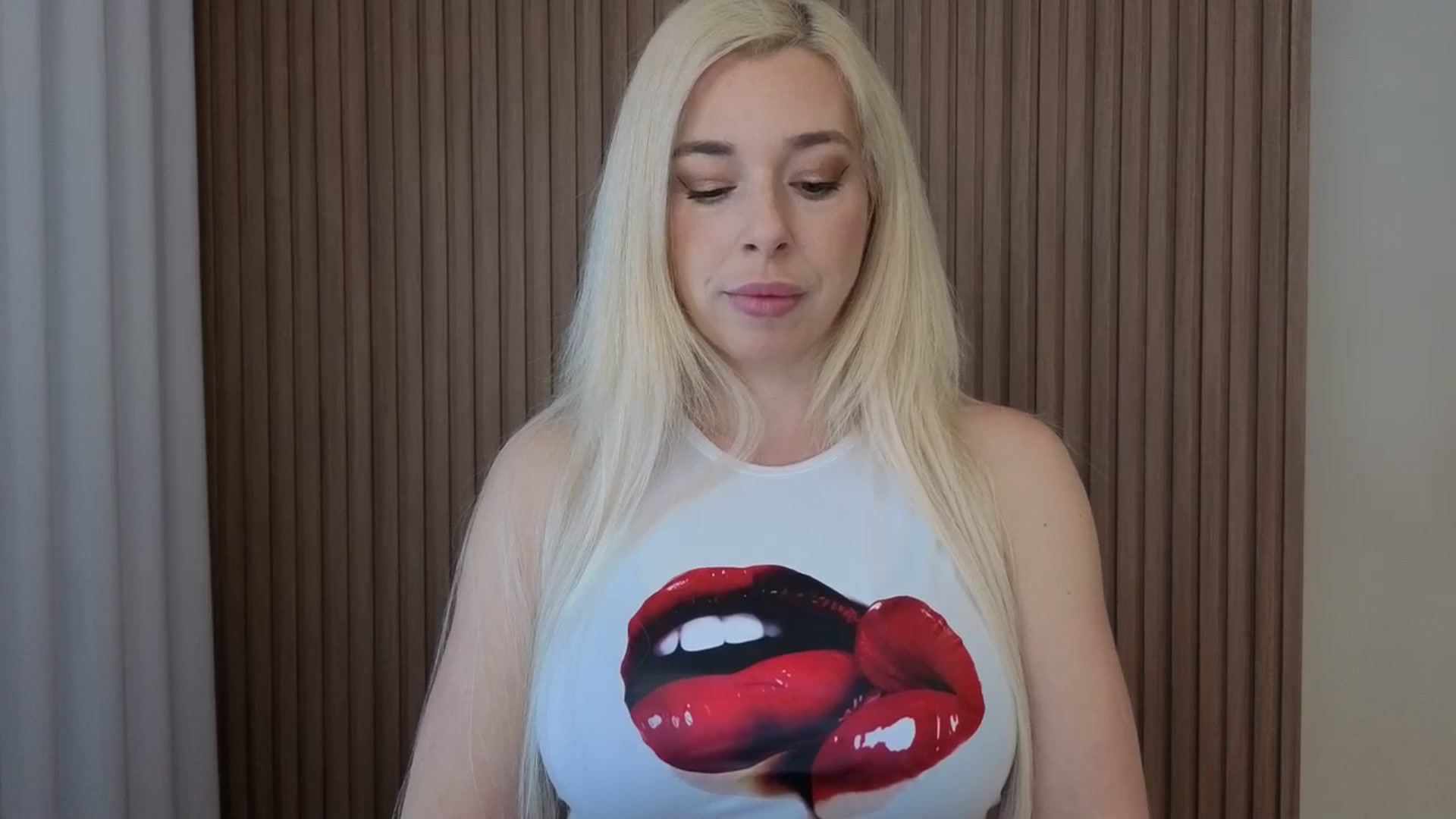 Gallery image thumbnail from Riley_Parks's myfreecams stream on, 03/22/2026, 13:34 image 5 of 20