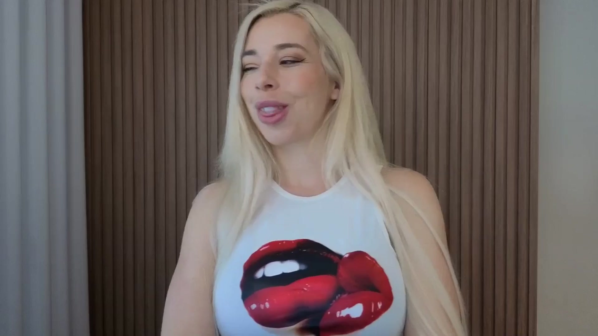 Gallery image thumbnail from Riley_Parks's myfreecams stream on, 03/22/2026, 13:34 image 10 of 20