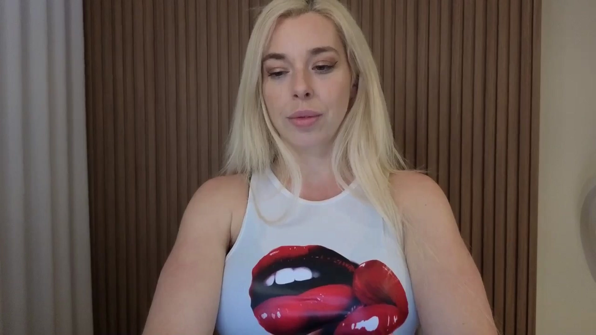 Gallery image thumbnail from Riley_Parks's myfreecams stream on, 03/23/2026, 24:34 image 11 of 20