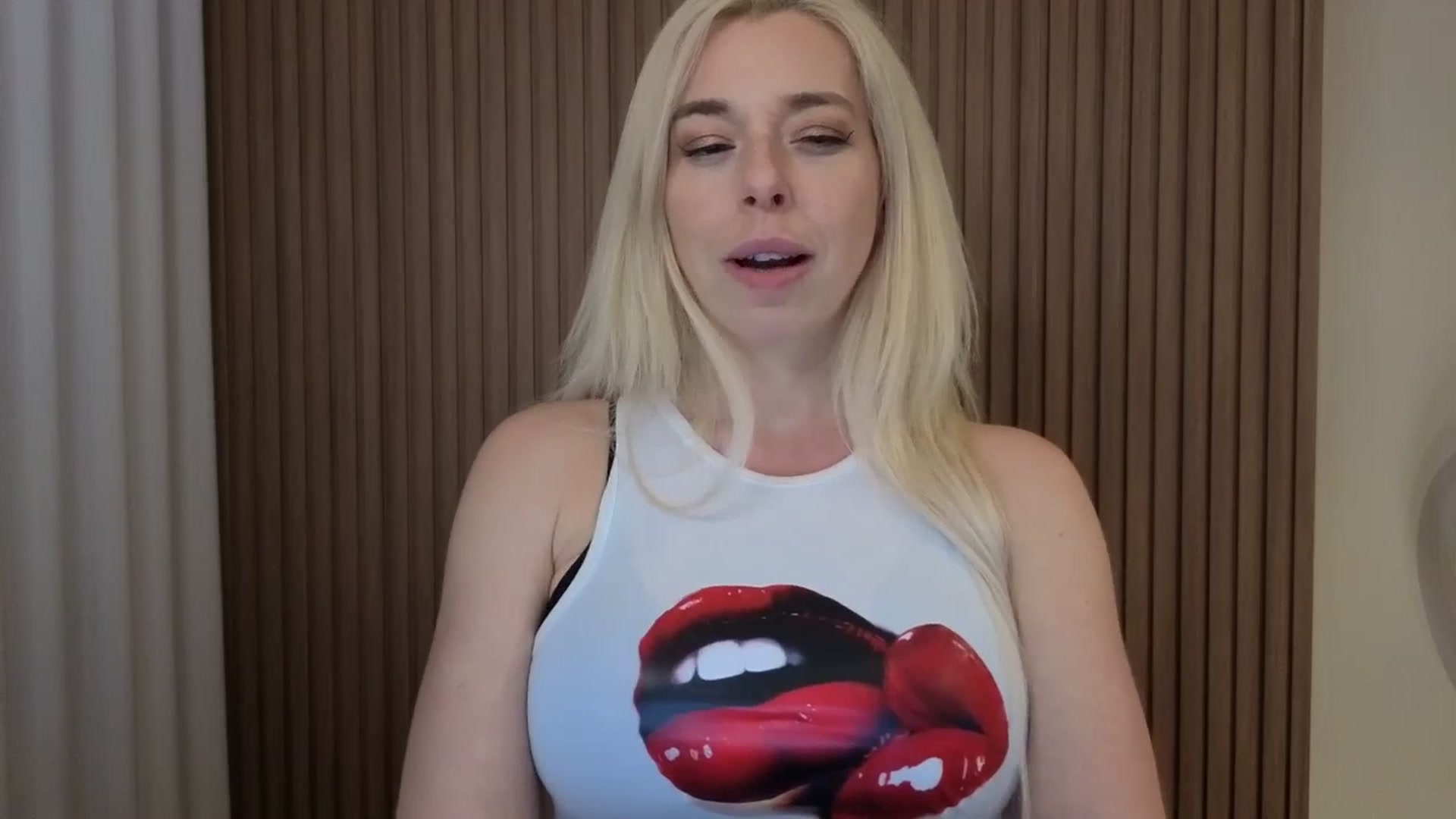 Gallery image thumbnail from Riley_Parks's myfreecams stream on, 03/23/2026, 24:34 image 17 of 20