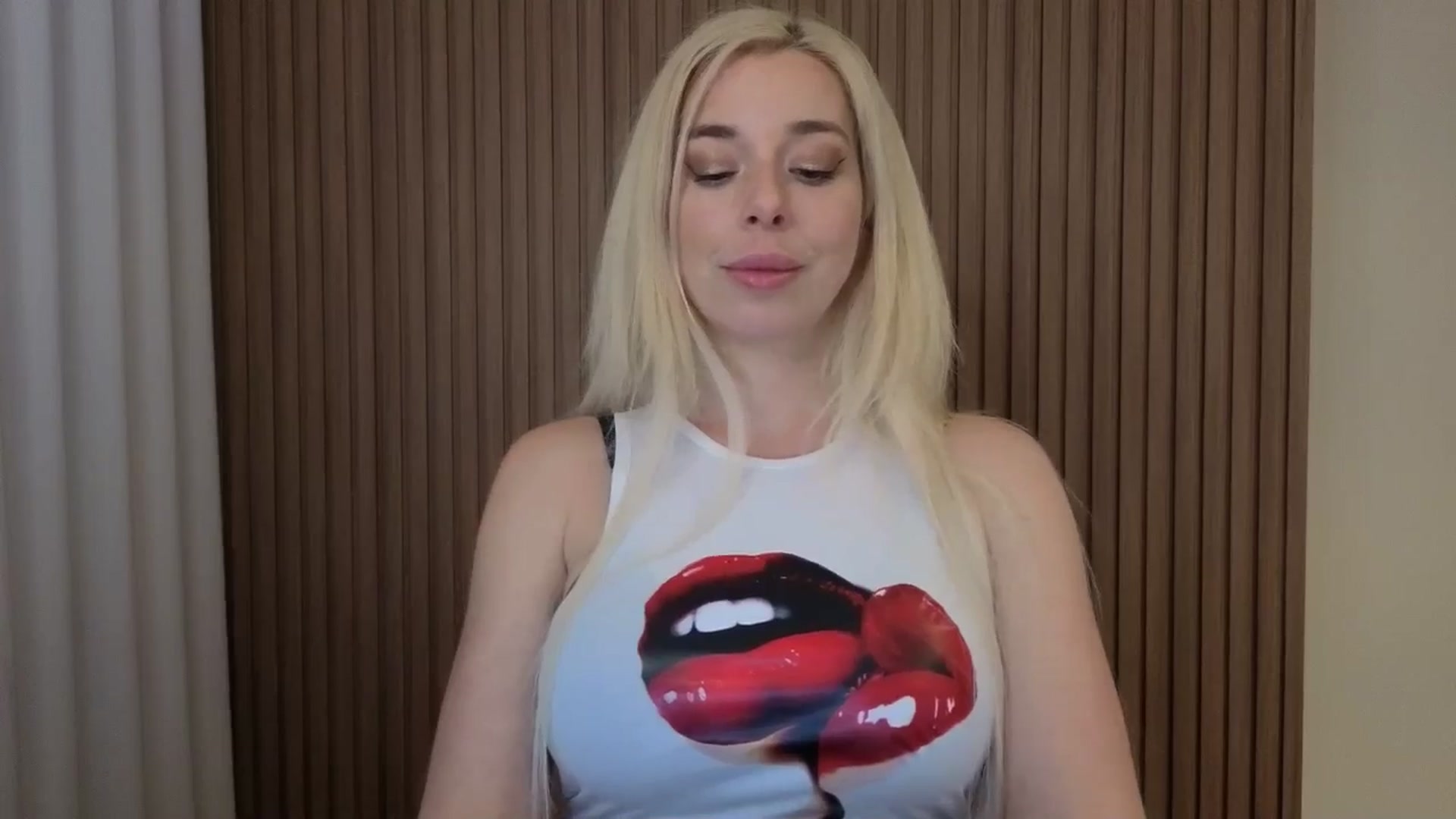 Gallery image thumbnail from Riley_Parks's myfreecams stream on, 03/23/2026, 02:06 image 6 of 20