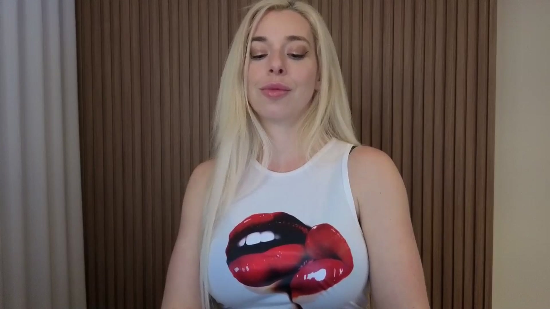 Gallery image thumbnail from Riley_Parks's myfreecams stream on, 03/23/2026, 02:06 image 11 of 20