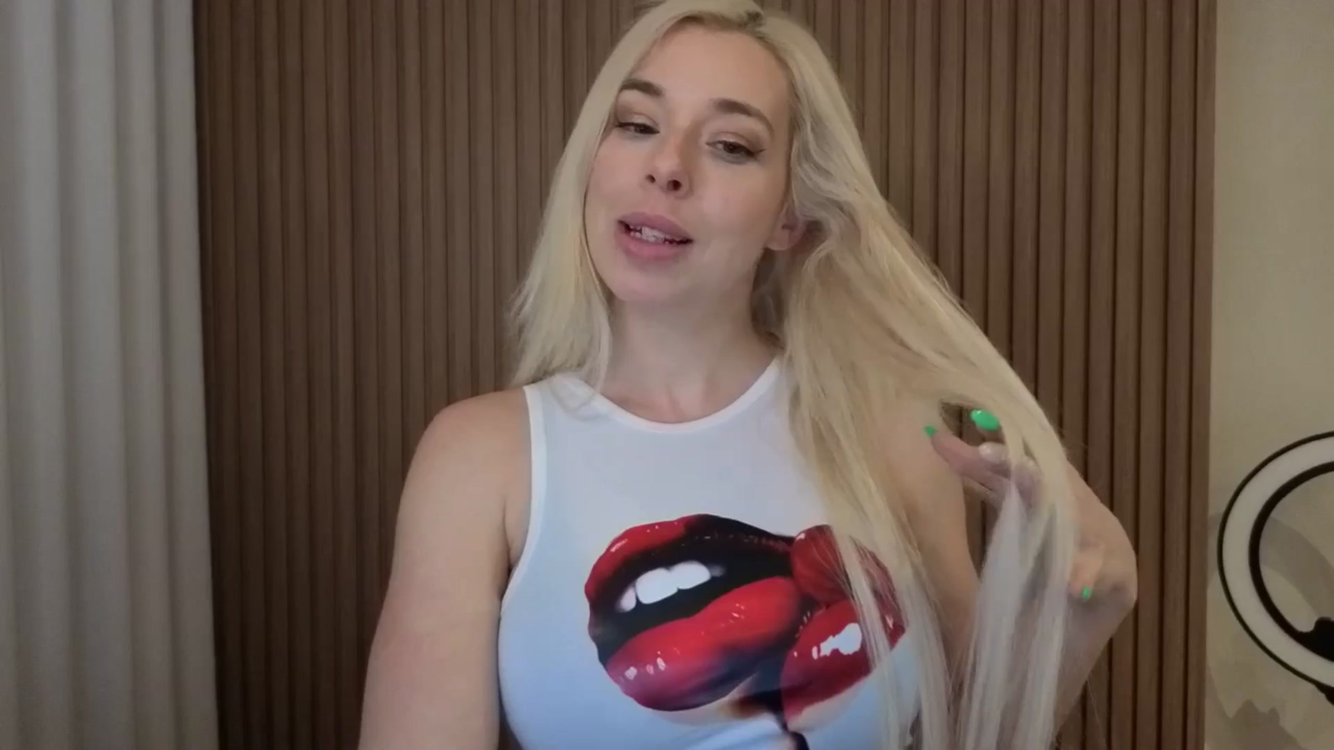 Gallery image thumbnail from Riley_Parks's myfreecams stream on, 03/23/2026, 03:53 image 4 of 20
