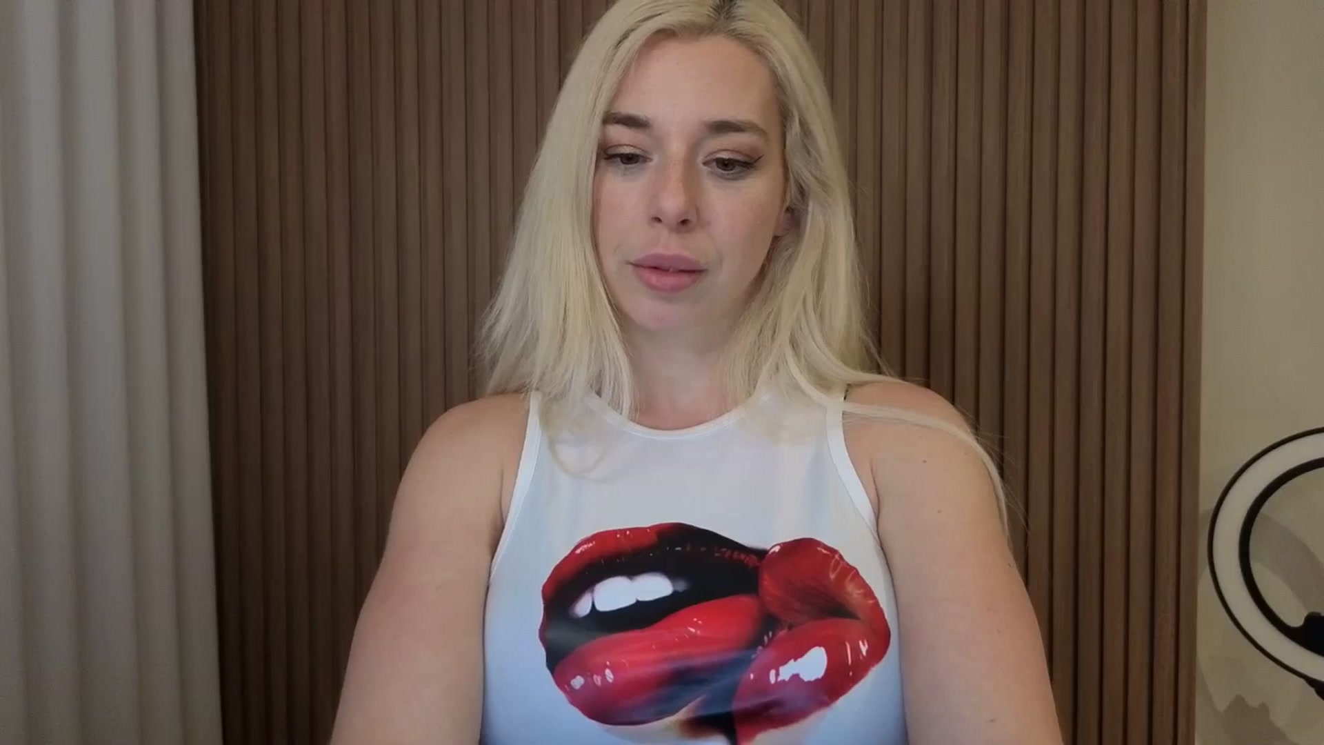 Gallery image thumbnail from Riley_Parks's myfreecams stream on, 03/23/2026, 03:53 image 6 of 20